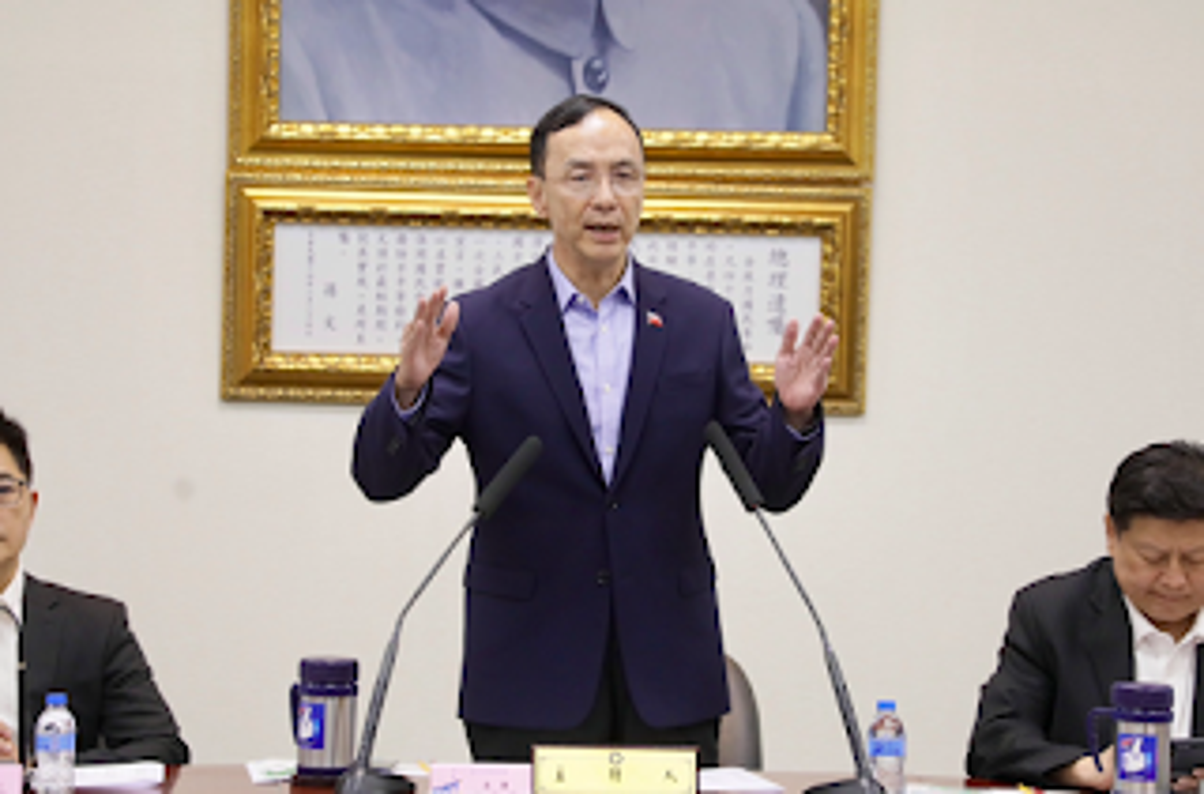 國民黨主席朱立倫稱,「王院長希望兩岸關係能透過中道和平,我們非常歡迎」。(國民黨提供)