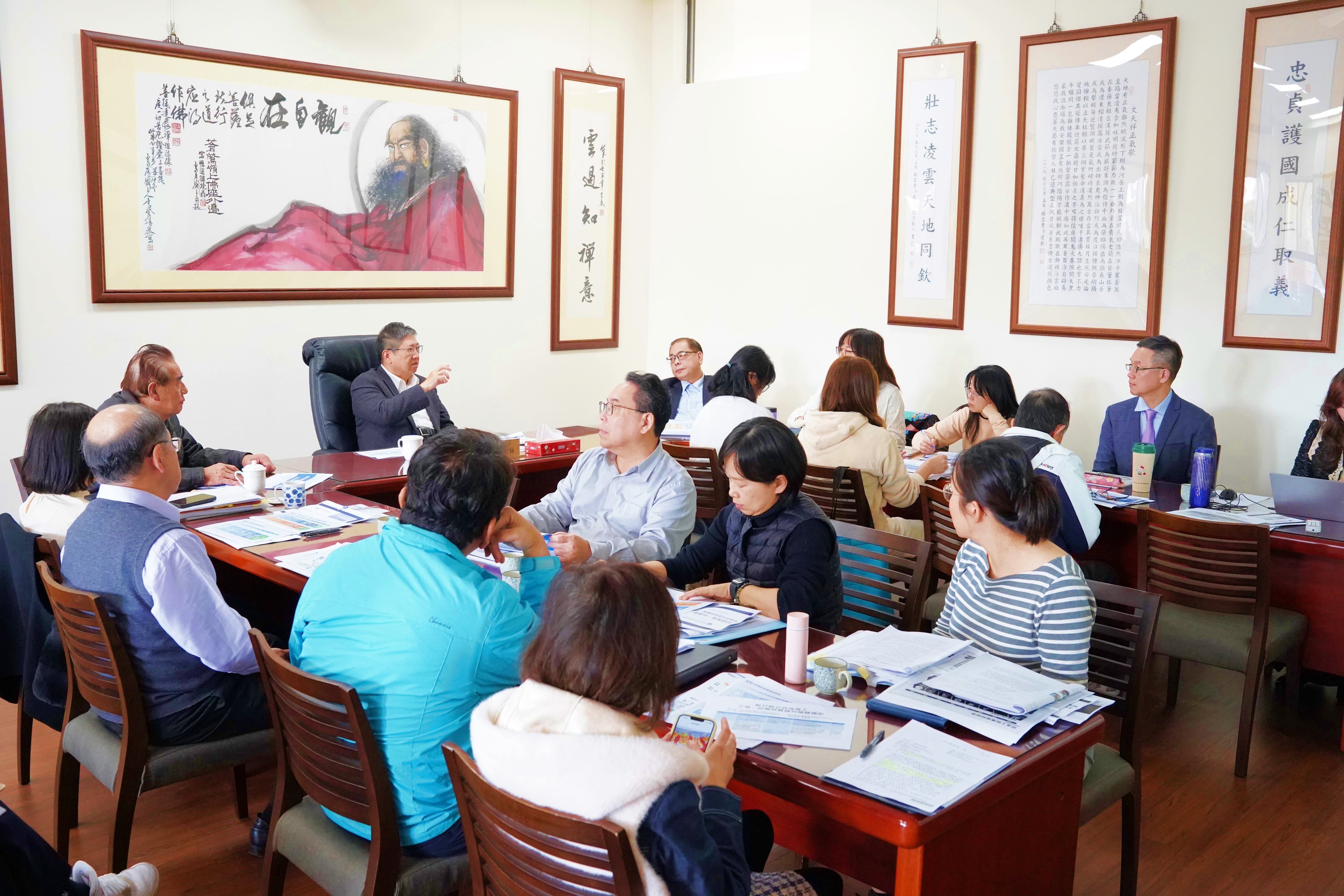 縣長楊文科召集各局處，了解竹北實中、自強高工設校進度。（新竹縣政府提供）