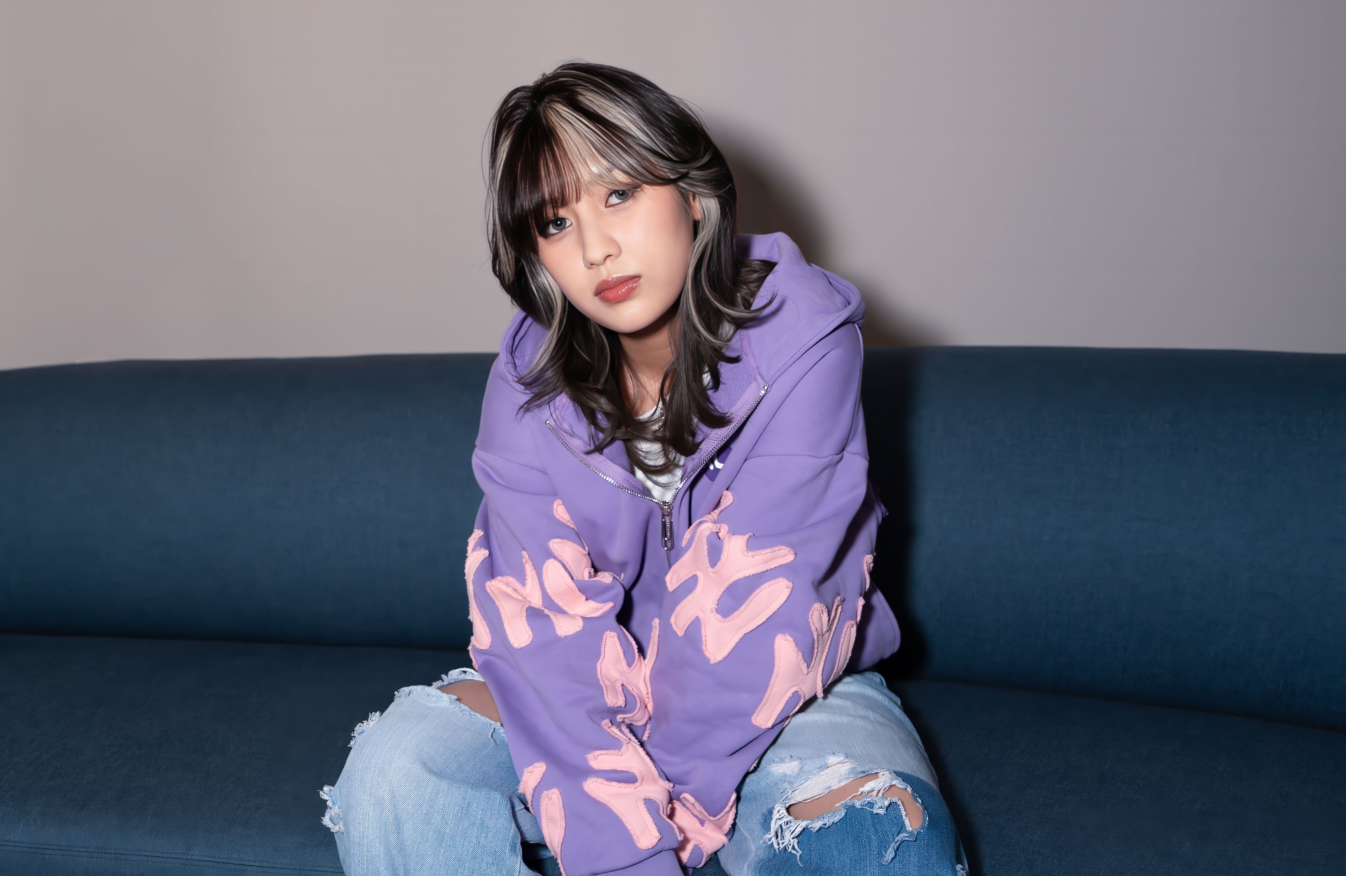Leina說自己個性膽小，但為了喜歡唱歌這件事，她願意嘗試克服。（好玩國際文化提供）