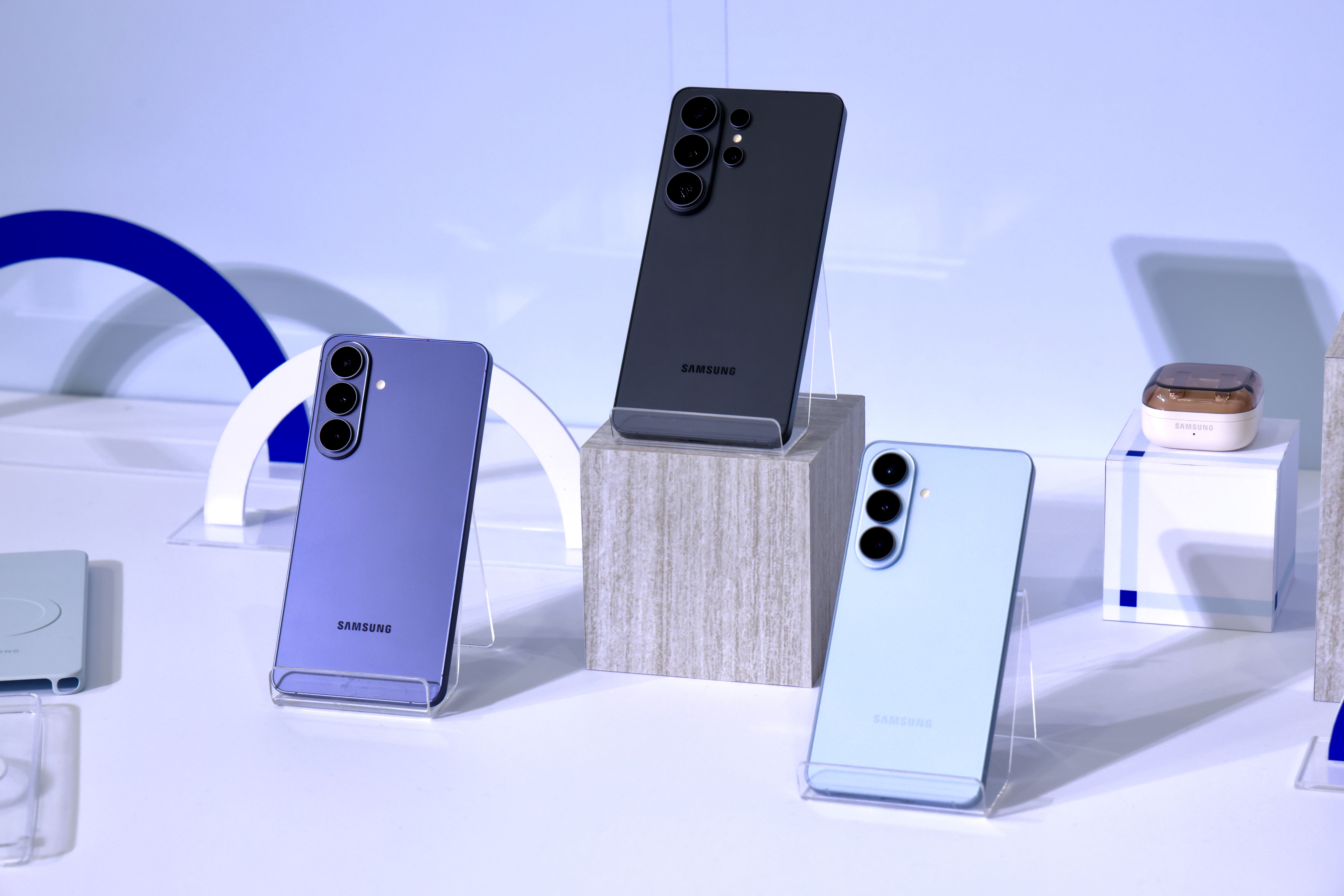 三星最新一代Galaxy S26旗艦系列正式登場。