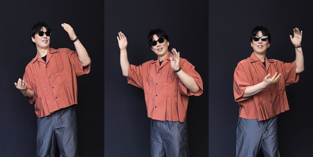 蕭煌奇當然知道網友都在開他的地獄哏玩笑，所以就乾脆反過來在社群媒體上呈現自己最自然的一面，意外解開了束縛。