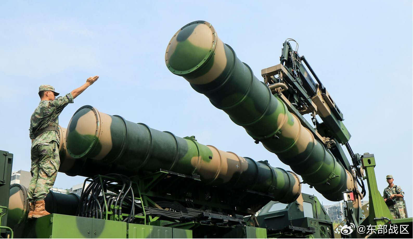 為遏止中國侵略台灣，美國眾議院通過「台灣衝突嚇阻法案」。（翻攝自微博＠東部戰區）