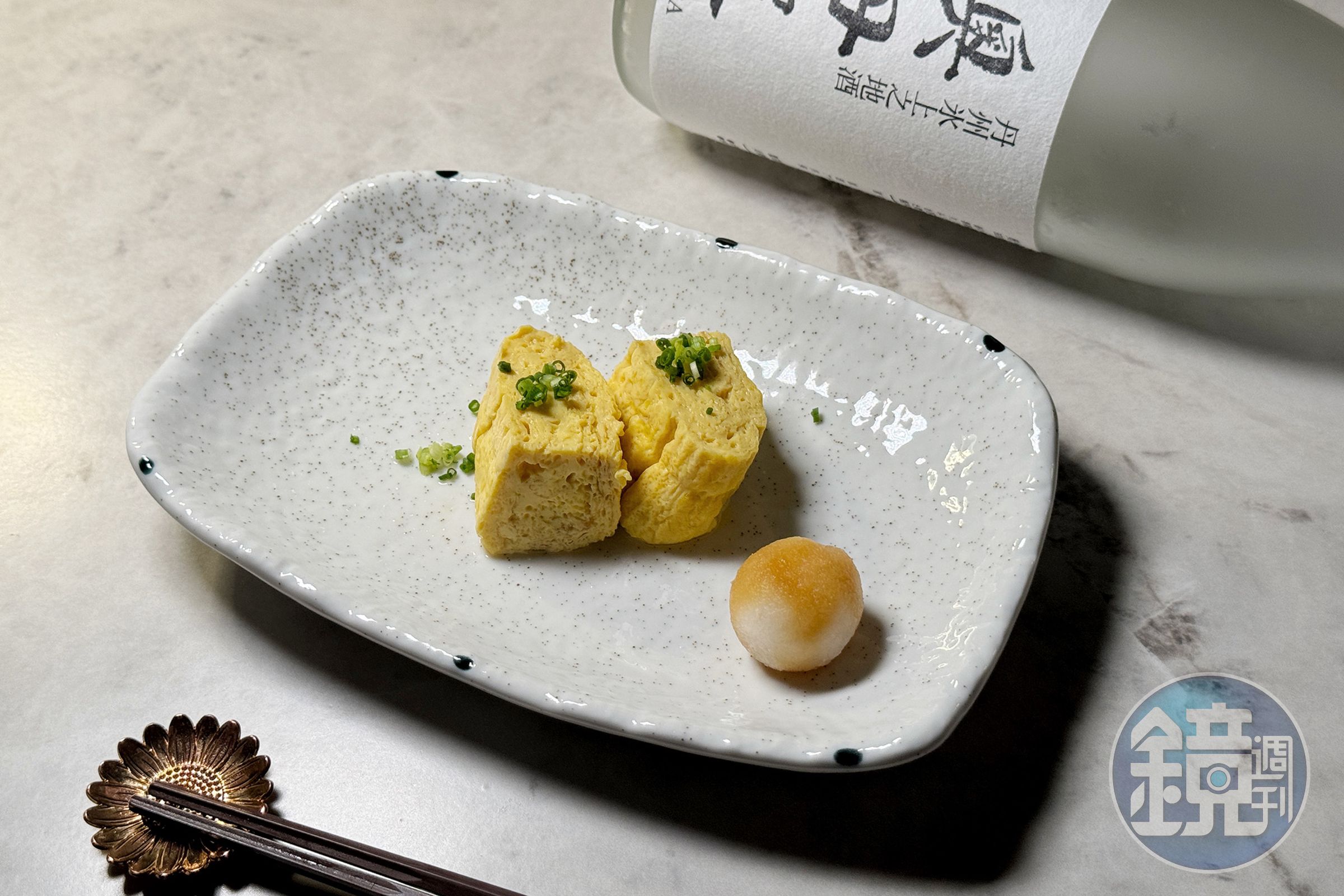 鹹味「高湯玉子燒」是一道常在居酒屋與日式食堂出現的料理。