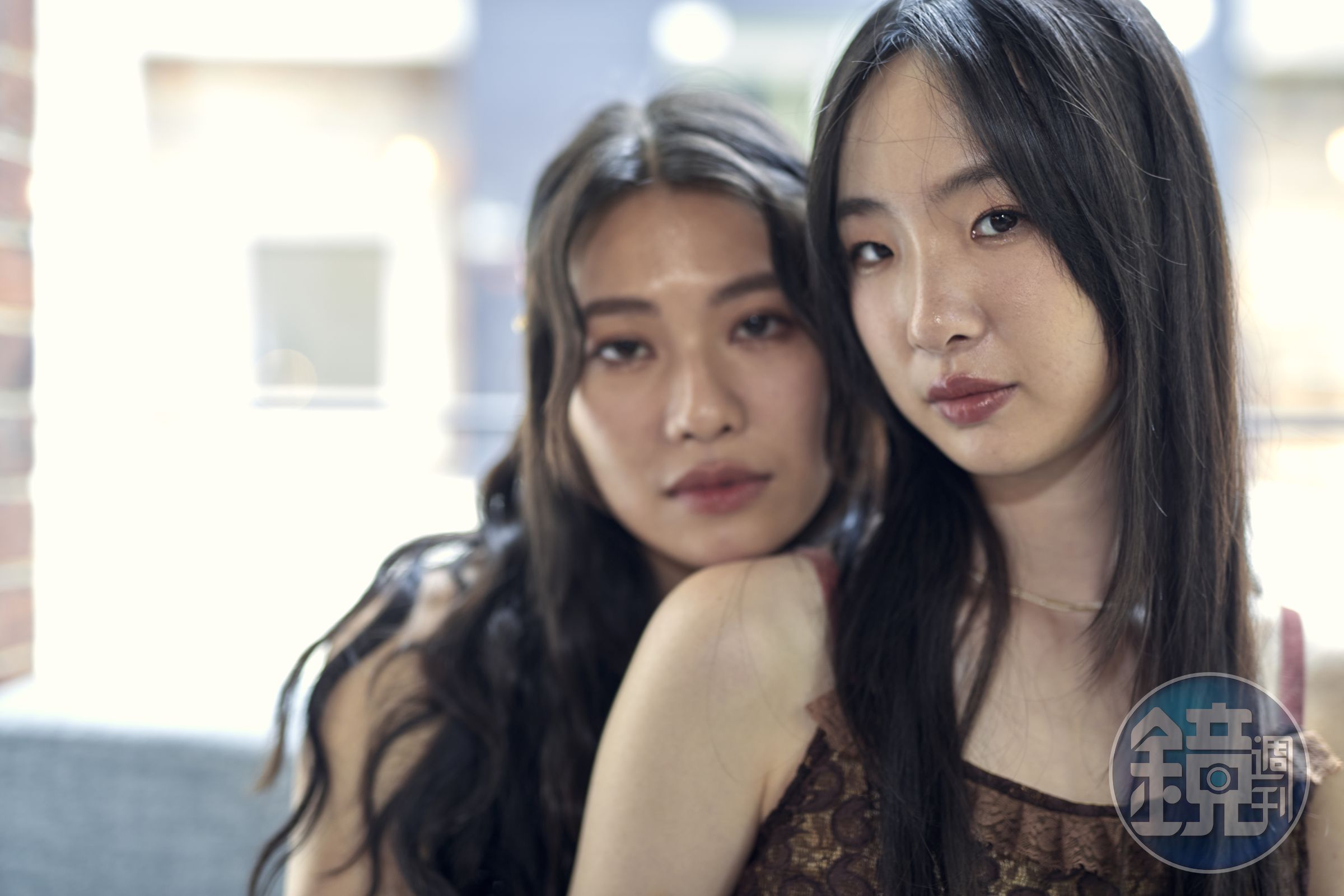 2位女星戲裡是閨密,會分享各自的性事,人生追求如同「直達南天門」的絕頂性高潮。
