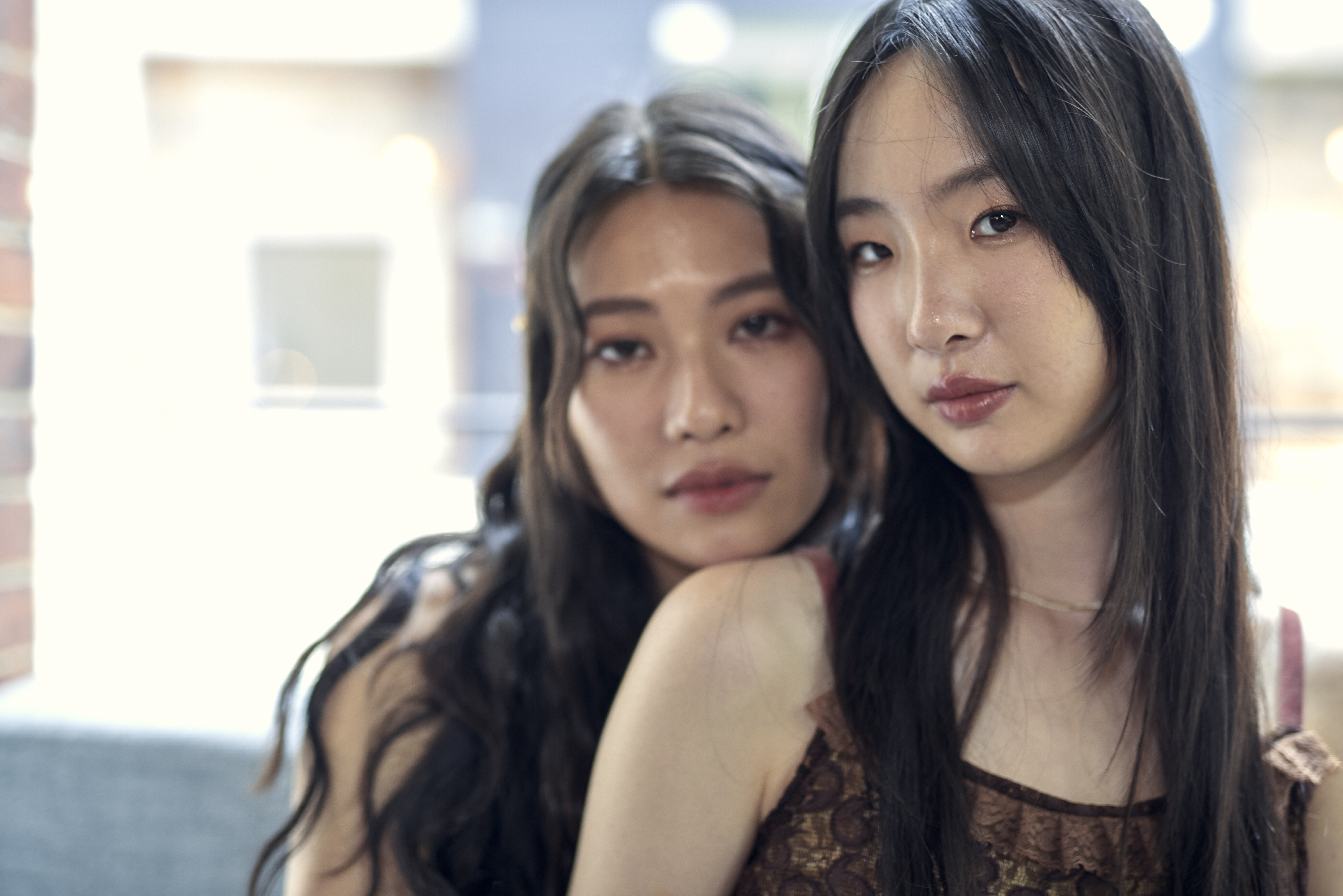 2位女星戲裡是閨密，會分享各自的性事，人生追求如同「直達南天門」的絕頂性高潮。