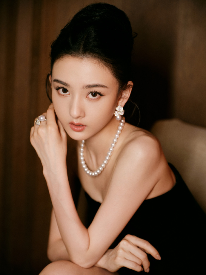 宋祖兒有「小張柏芝」稱號，曾因為逃漏稅演藝事業停擺近兩年。（翻攝宋祖兒工作室微博）
