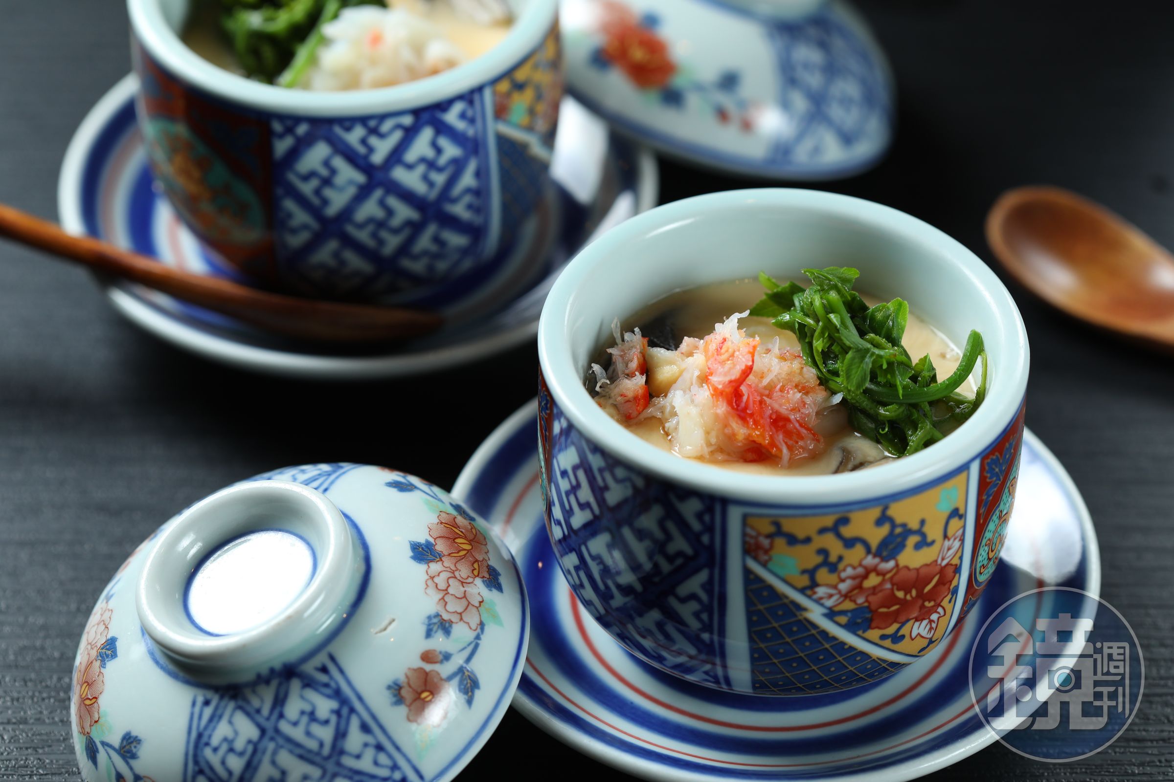 蟹肉與土雞蛋做的茶碗蒸叫人一吃就愛上。(1,680元套餐菜色)