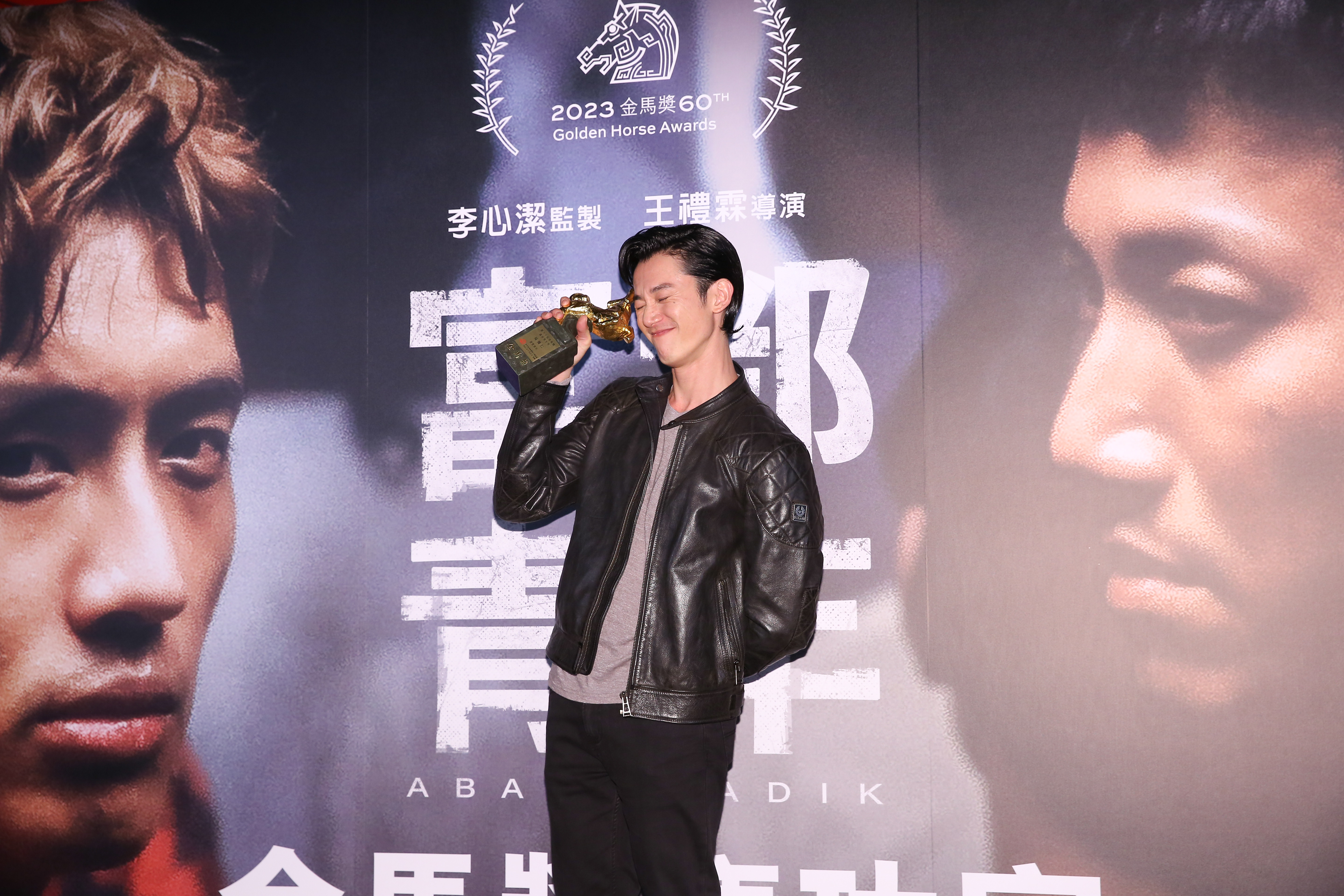 對吳慷仁來說,很感謝李心潔監製,謝謝妳教會我用眼睛演戲。