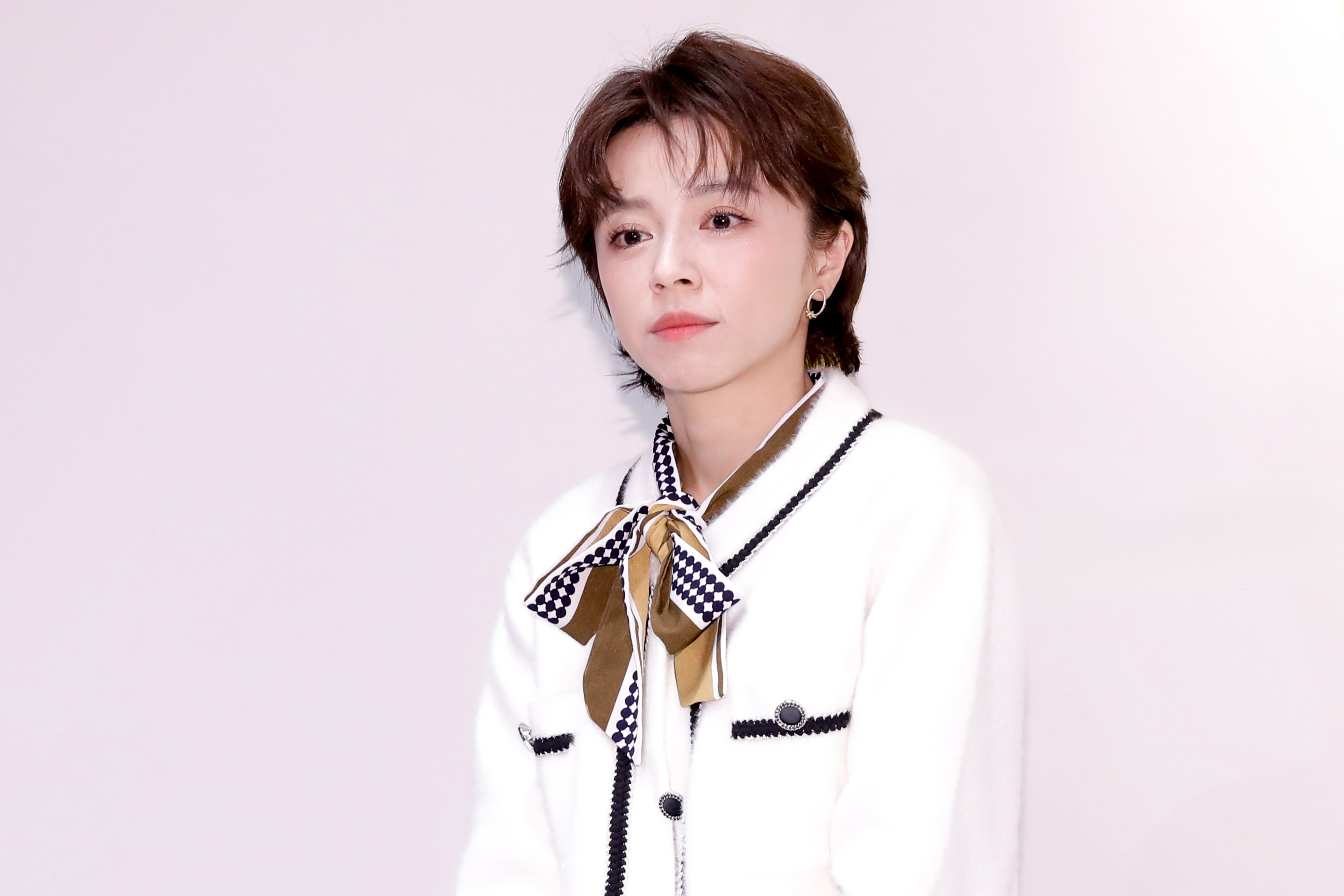 王瞳與粉絲幾乎沒有距離,卻遭狂粉威脅要到民視殺人。