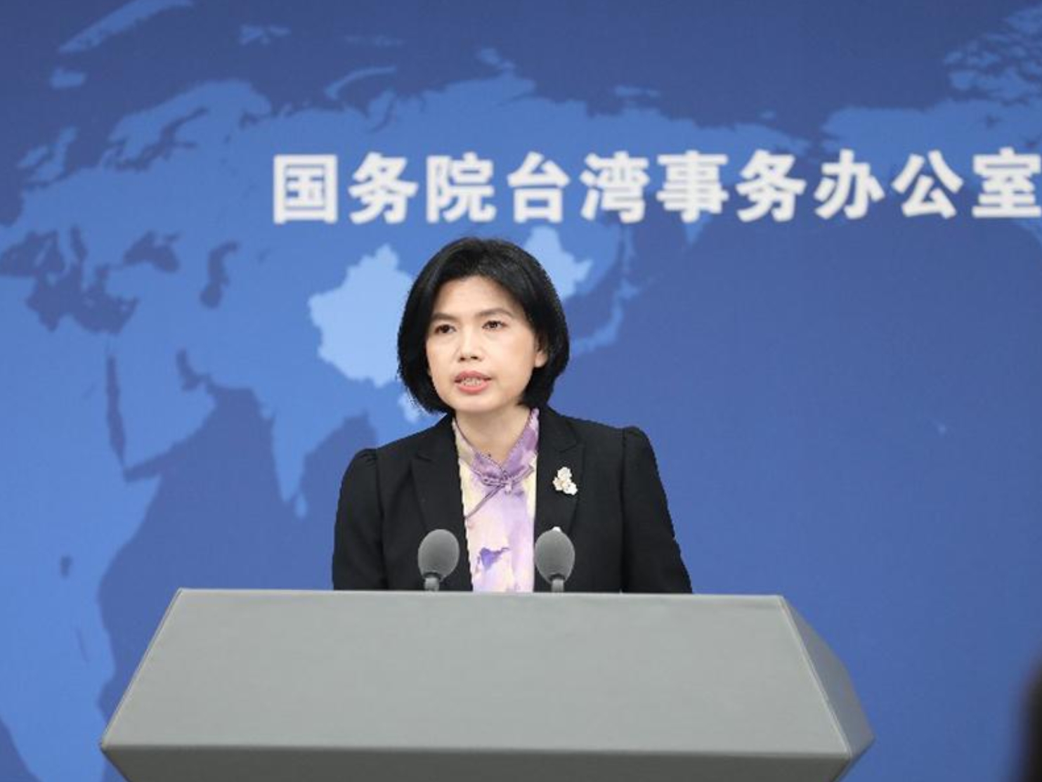 國台辦發言人朱鳳蓮今談論到台灣大罷免議題，向「台灣同胞」喊話，「充分認清、堅決反對民進黨當局政治操弄，絕不讓其圖謀得逞。」（翻攝自人民網）