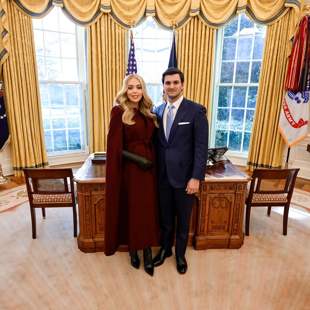 蒂芬妮和丈夫麥可在白宮橢圓形辦公室拍照。（翻攝tiffanytrump IG）