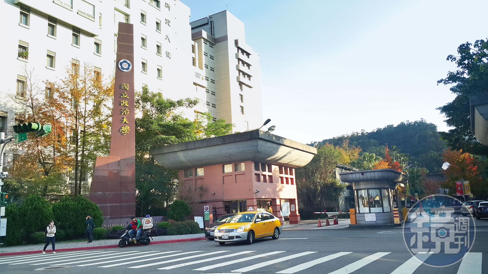 溫男畢業於政治大學（圖），遭丟包致死後，政大師長、同學都感到不捨