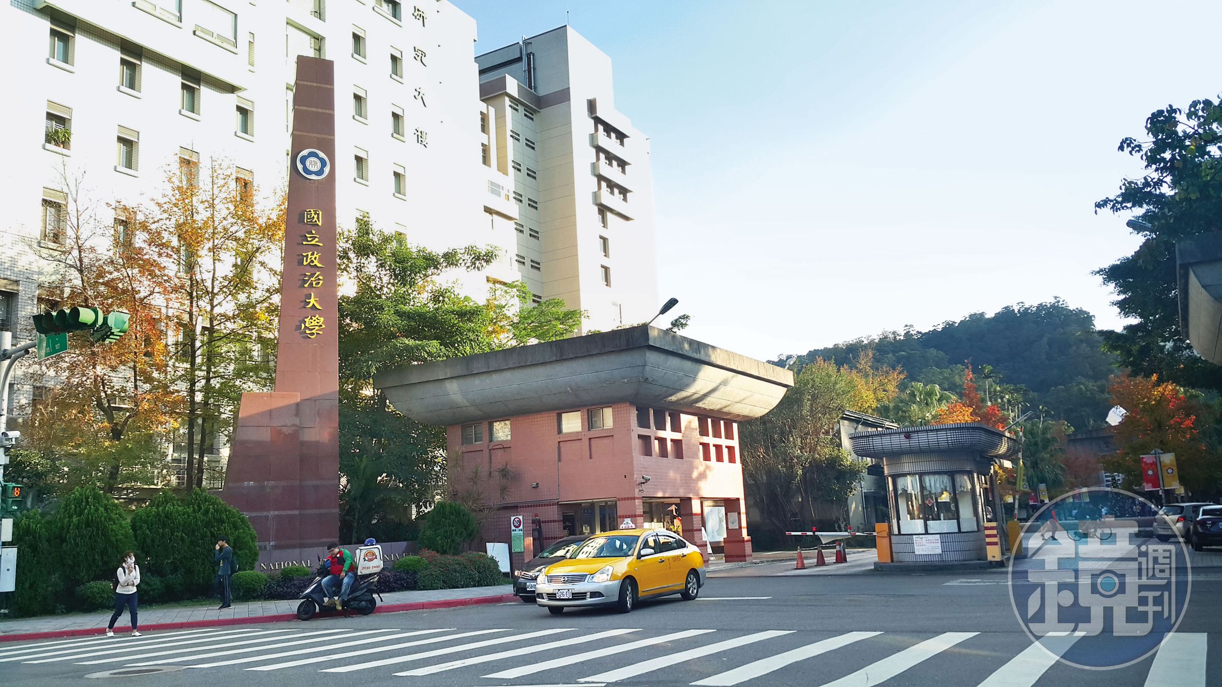 溫男畢業於政治大學(圖),遭丟包致死後,政大師長、同學都感到不捨。