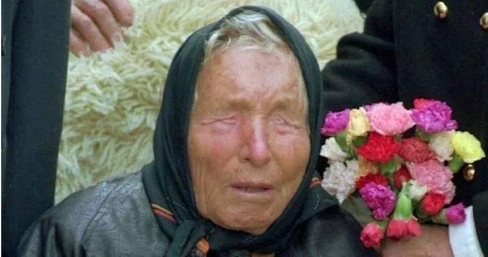 已故保加利亞預言家「盲眼龍婆」巴巴萬加(Baba Vanga)曾成功預測911恐怖攻擊與新冠肺炎疫情,信徒聲稱其5項預言中已有2項應驗。(翻攝自X)