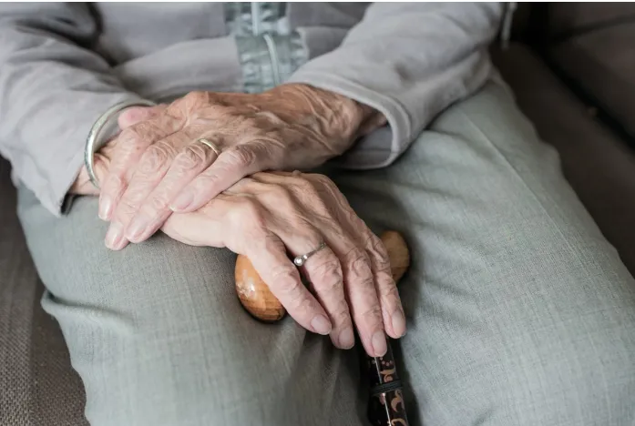 根據美國人口普查局最新報告，全球65歲以上老年人口在有紀錄以來首次超越5歲以下幼童，宣告全球正式進入人口結構大反轉時代。（示意圖，Pixabay）