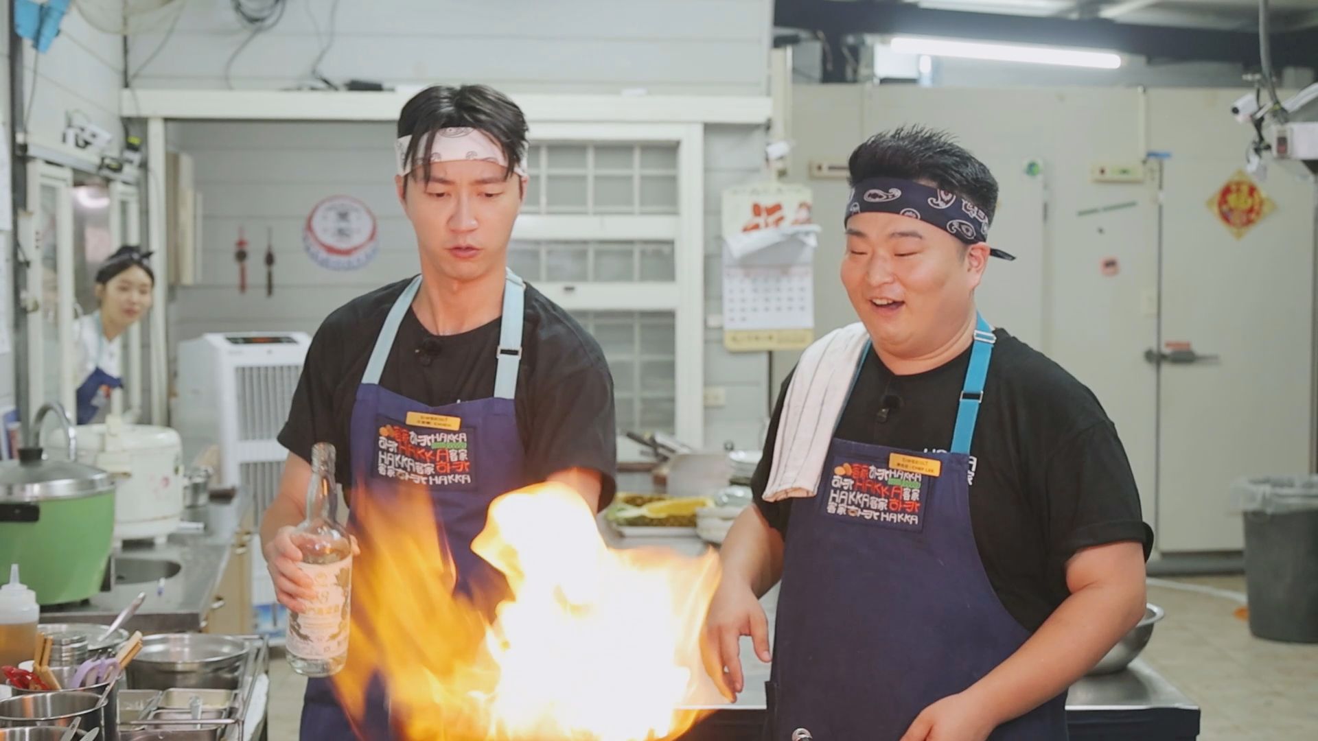 江宏傑主持客台《廚師的迫降：客家廚房》入圍第60屆金鐘獎「實境節目主持人獎」。（客家電視台提供）