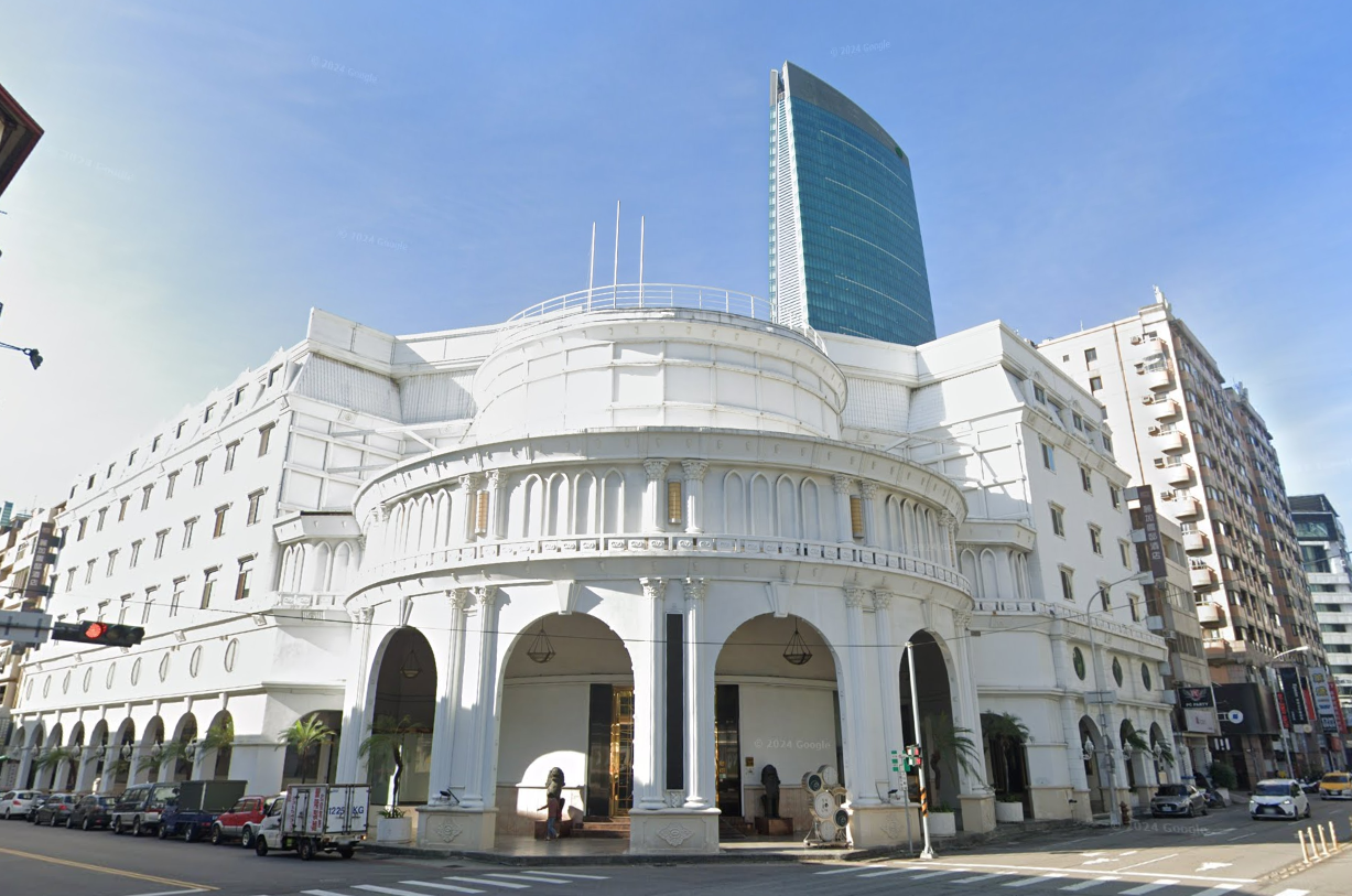 屋馬燒肉「園邸店」停業已長達10個月。（翻攝Google Maps）