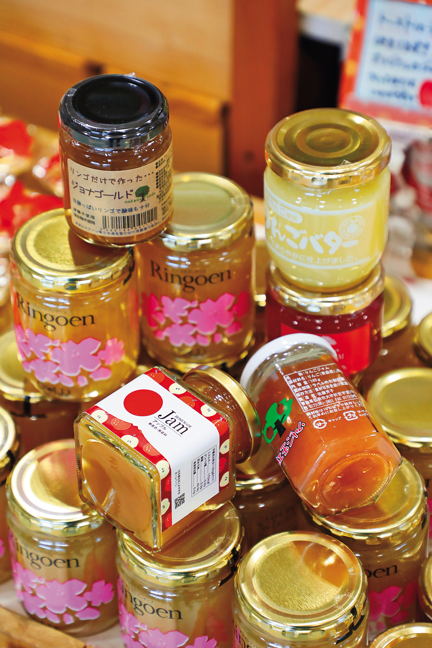 各種口味的蘋果果醬也是受歡迎的伴手禮。(500日圓起/瓶,約NT$107)