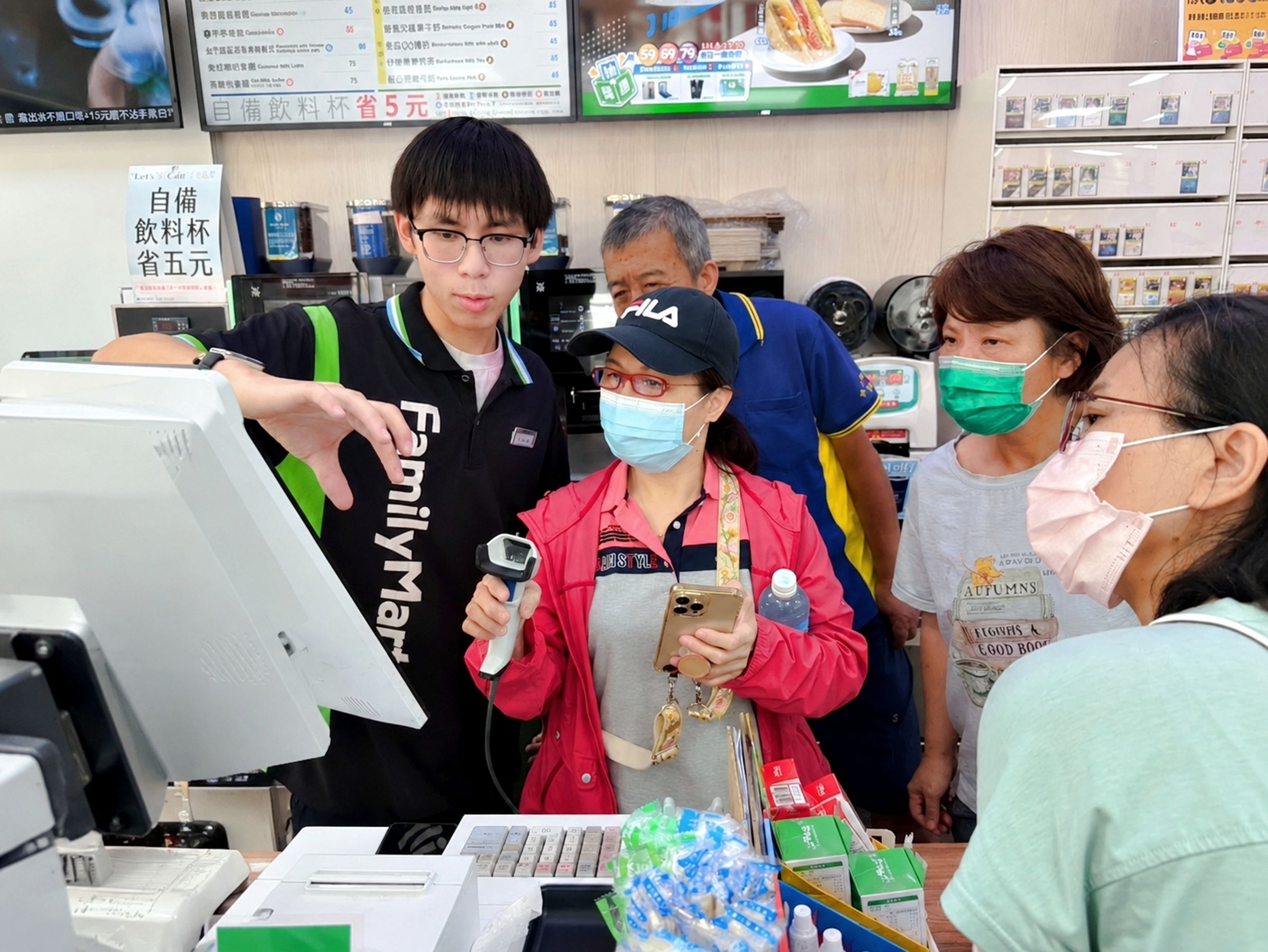 銀髮人才服務據點辦理便利商店 職場體驗。
