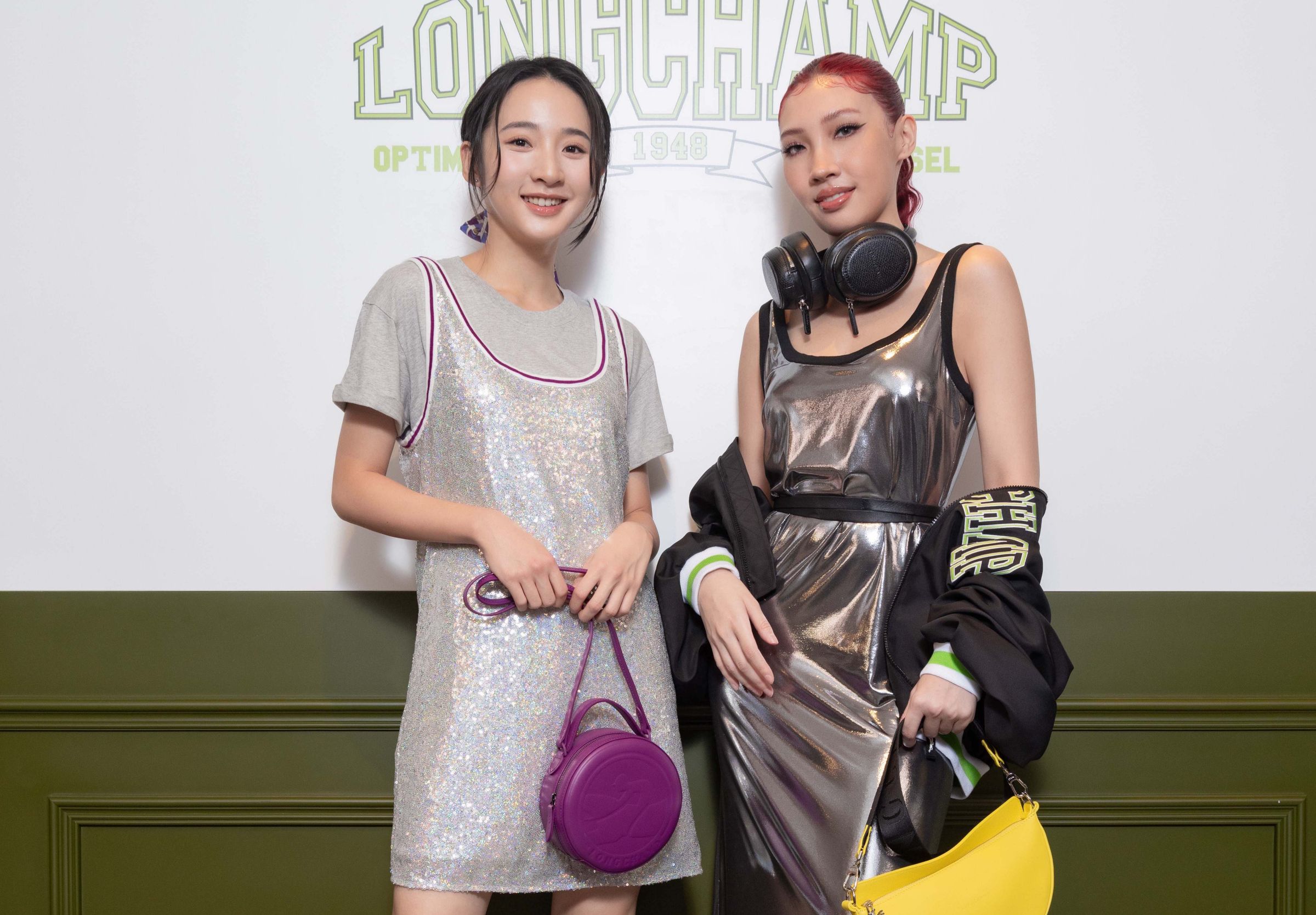 (左起)李沐、Karencici出席LONGCHAMP 2024春夏新品預覽會。(LONGCHAMP提供)