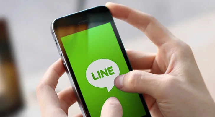 一名女網友在臉書控訴父親因加入LINE股票群組遭詐騙，卻被質疑是虛構故事。示意圖。（翻攝自LINE官網）