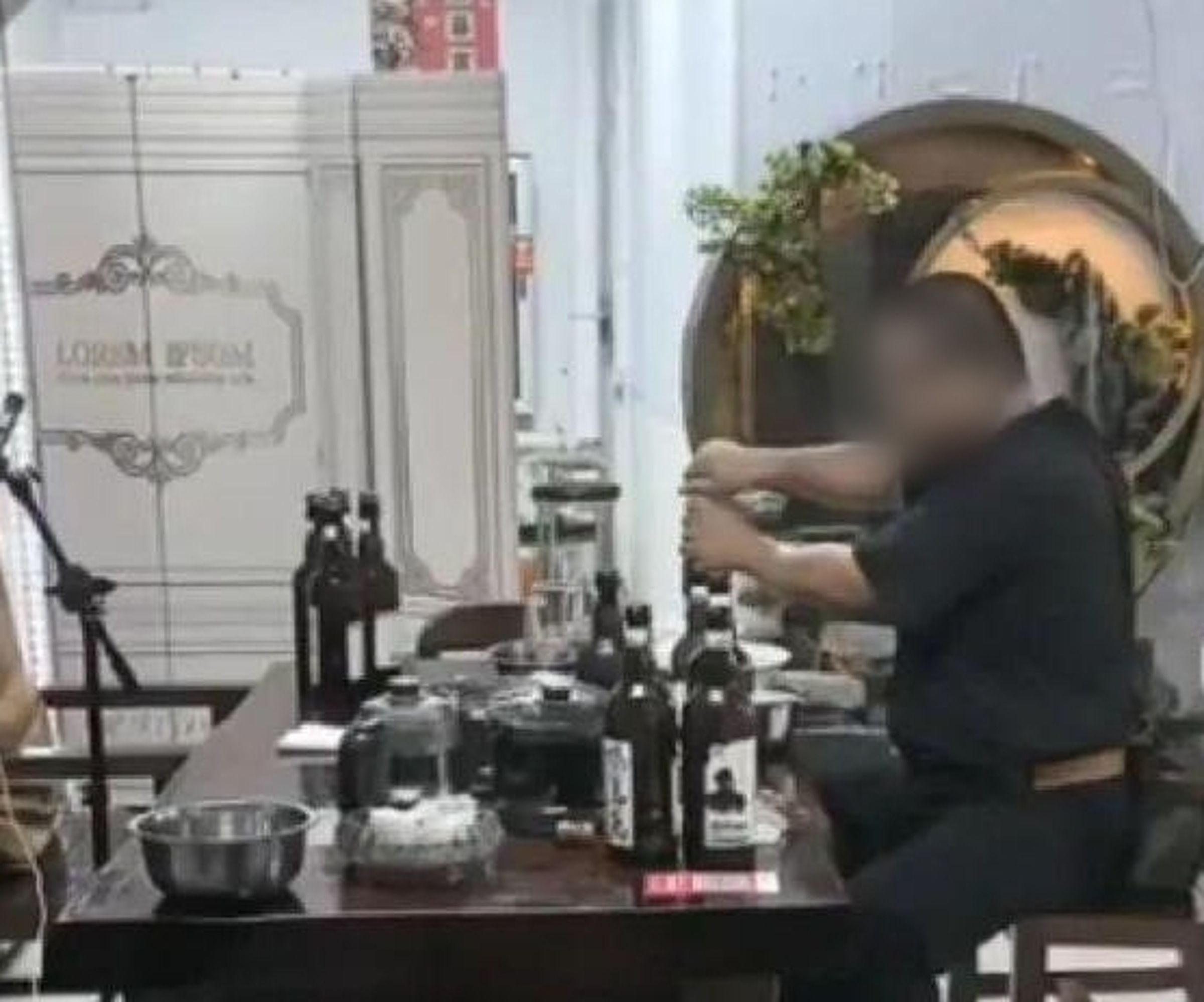 中國河南省一名郭姓男子參加啤酒挑戰賽,26分鐘內喝下7.5公斤啤酒後昏迷。(翻攝網路)