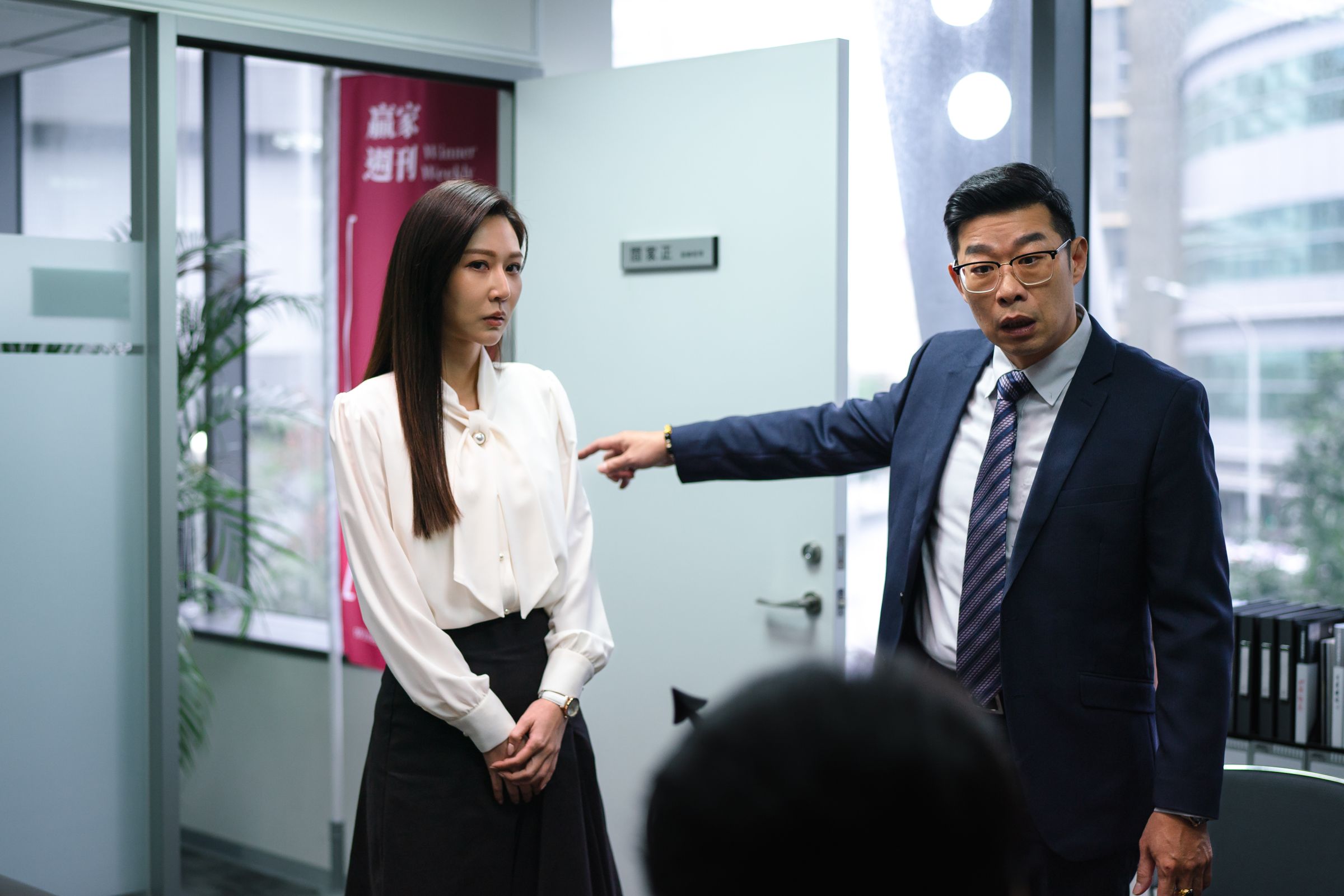 曾莞婷和馬力歐在《X！又是星期一》中有一段青澀的感情過往。（鏡文學提供）