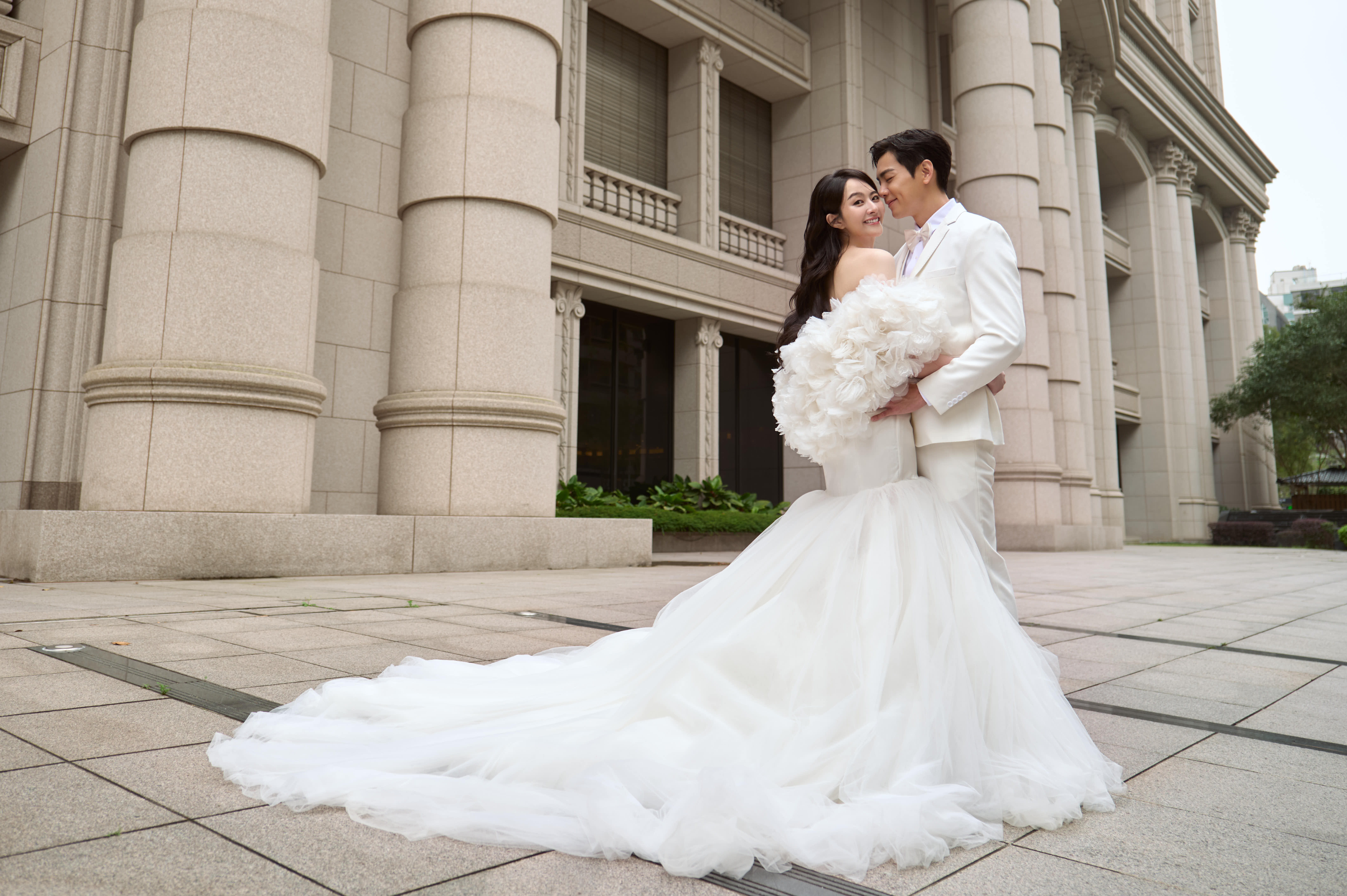禾浩辰、吳品潔今舉辦終身大事，絕美婚紗曝光。（快樂成長娛樂提供）