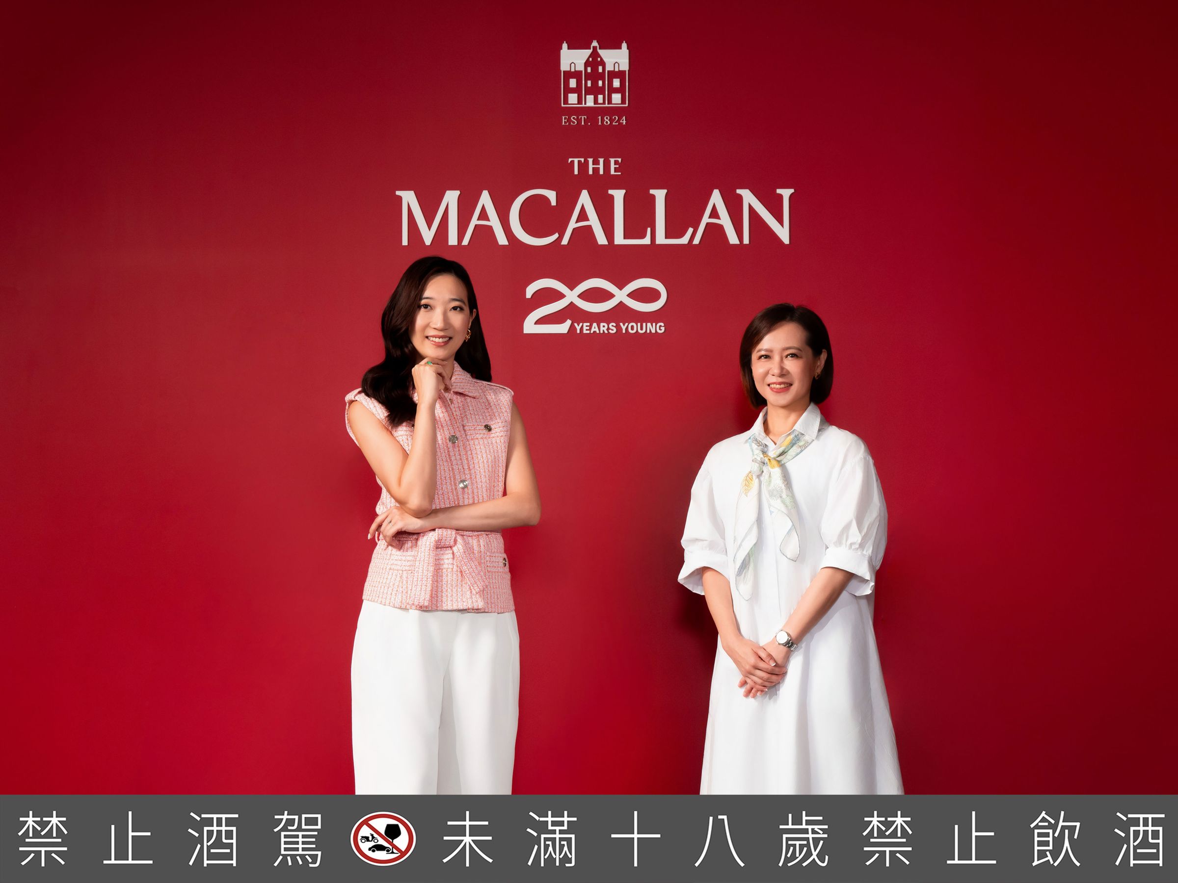 台灣愛丁頓寰盛洋酒董事總經理黃皓茵Helen（左）與行銷總監劉姿瓘Rita（右），誠摯邀請全台威士忌愛好者一同探索麥卡倫悉心鉅獻的劃時代盛宴。（麥卡倫提供）