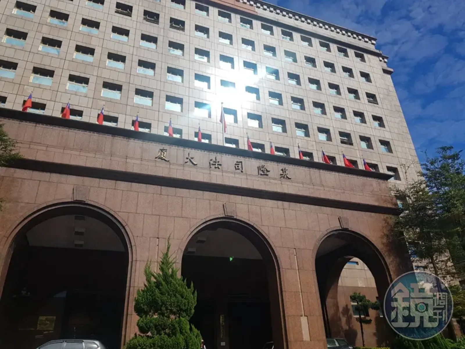 惡檢吸金案外案1/人頭藏股賺千萬院檢互推都不扣 被害人看得到討不到嘆正義在哪