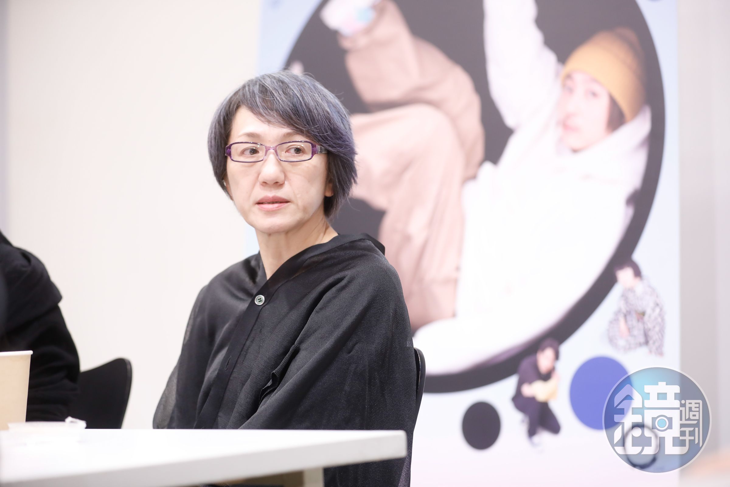 為了邀請堂本剛出演《圓圈》,導演荻上直子表示製片花了1年半左右的時間才說服堂本剛。