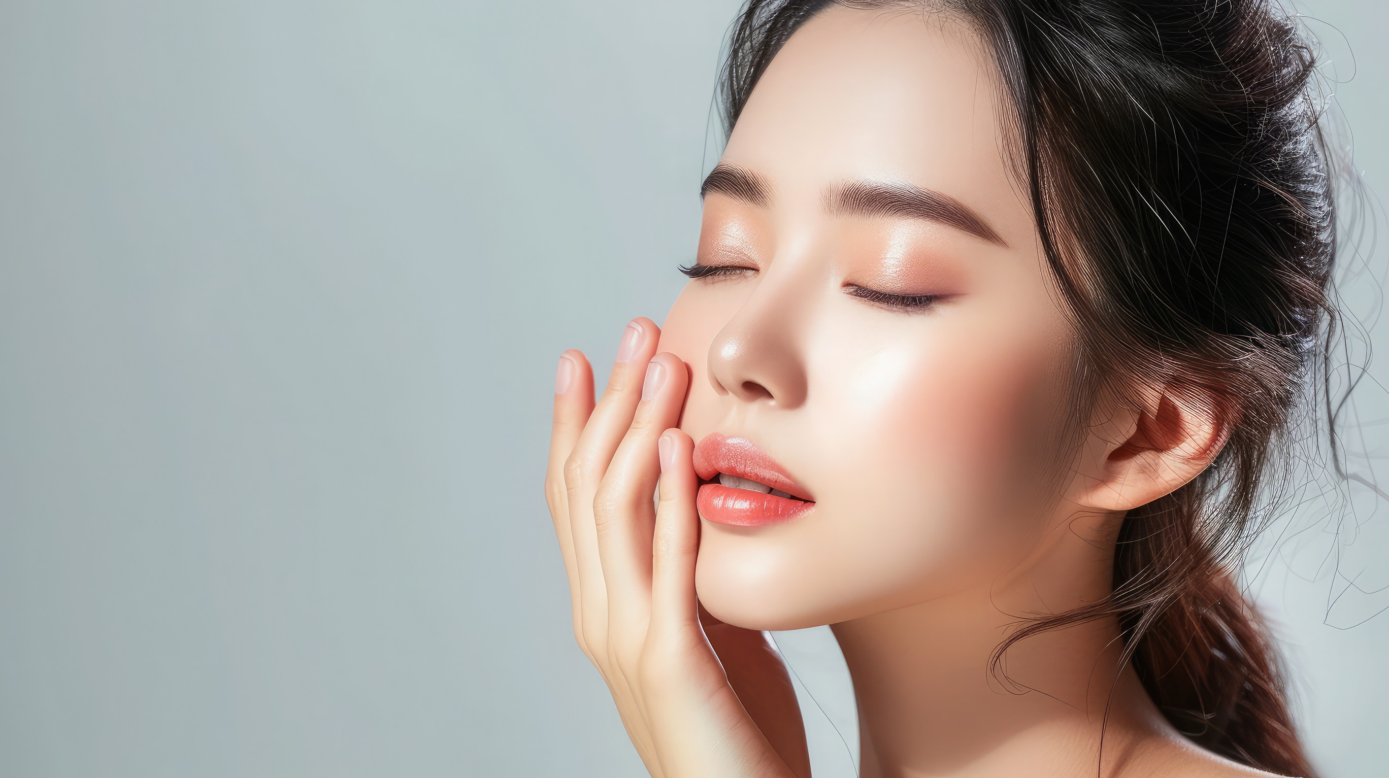 外泌體被譽為幹細胞的濃縮精華，魔泌以科學實證切入醫美市場，強調安全性與再生修護力，為愛美族群開啟新選擇。