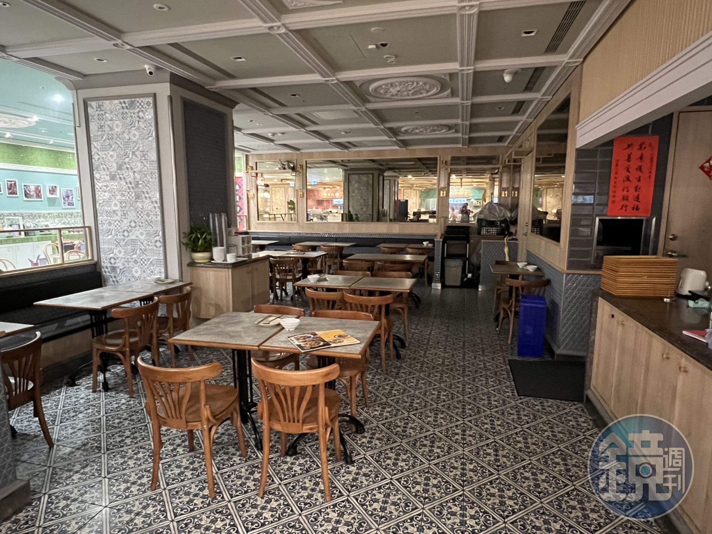 台北市寶林茶室食物中毒事件持續延燒。