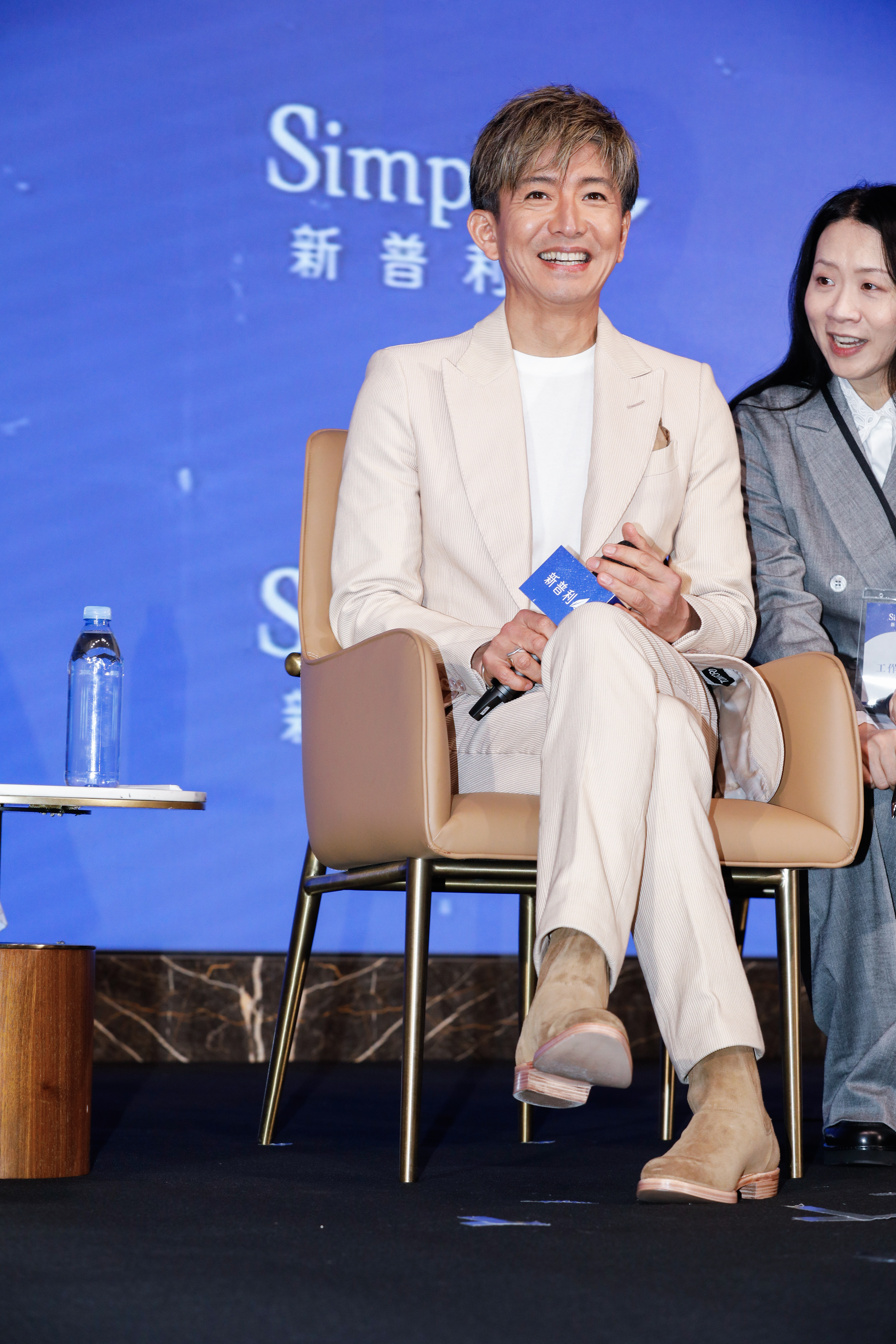 木村拓哉知道鳳梨酥生意因為他變更好。
