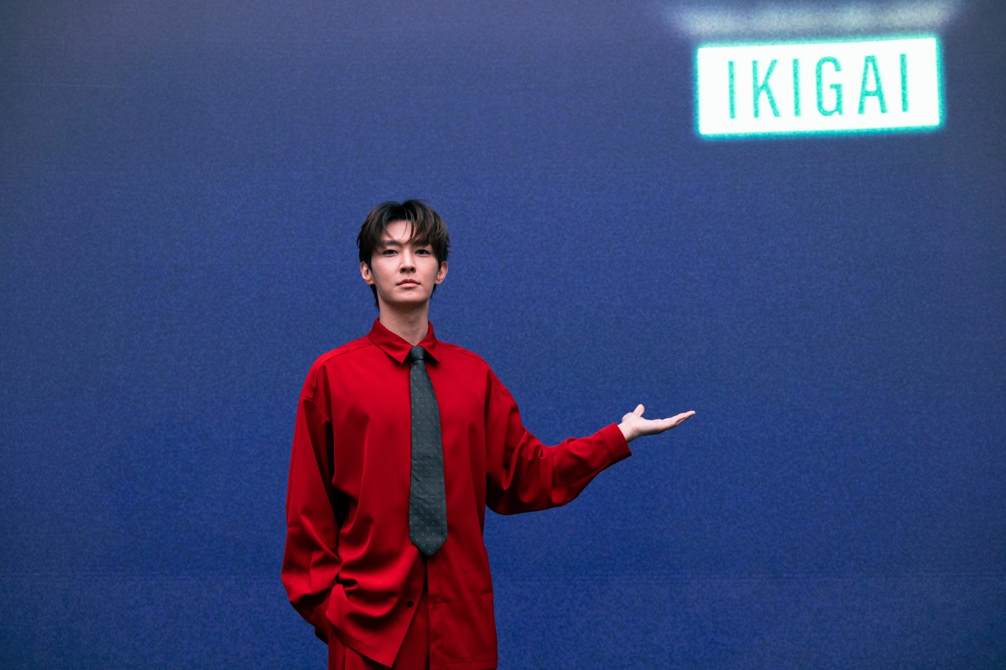 炎亞綸新專輯《Ikigai》推出首演在曼谷。(翻攝自臉書)