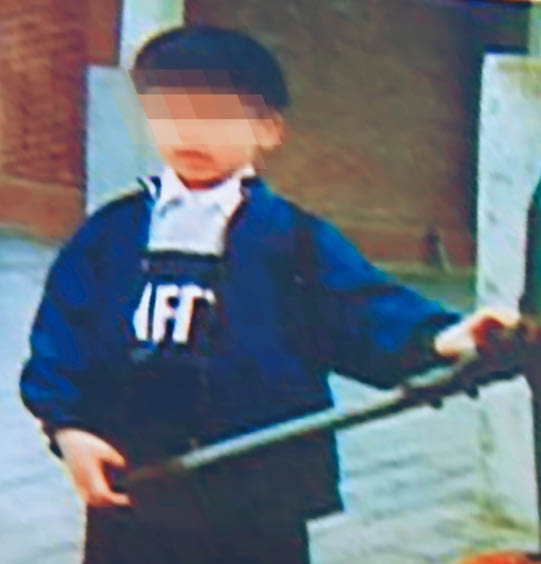 當年讀幼兒園大班的陳姓男童（圖）還沒進家門，就被鄰居張增標擄走。（翻攝畫面）