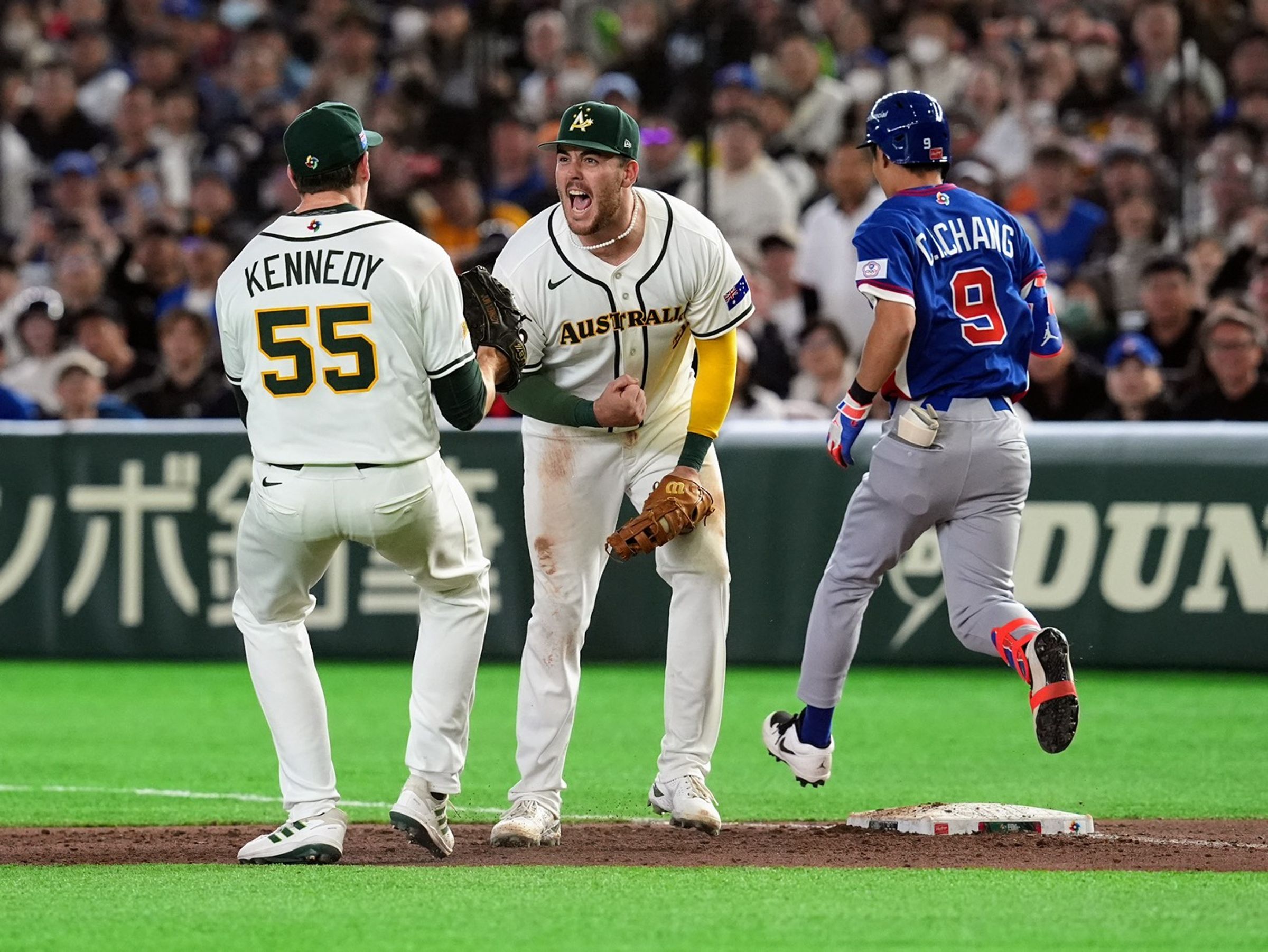 2026世界棒球經典賽(WBC)在日本東京盛大舉行,台灣首戰慘遭澳洲以3比0完封。