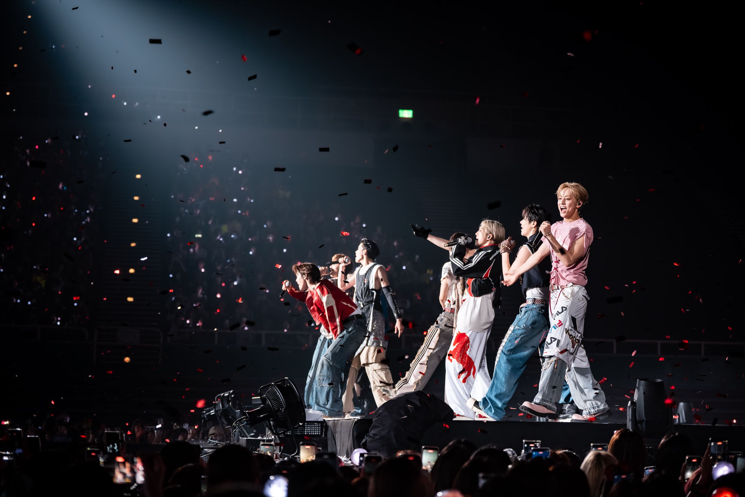 &TEAM成員們都用心學台語跟粉絲互動。(KKLIVE提供)