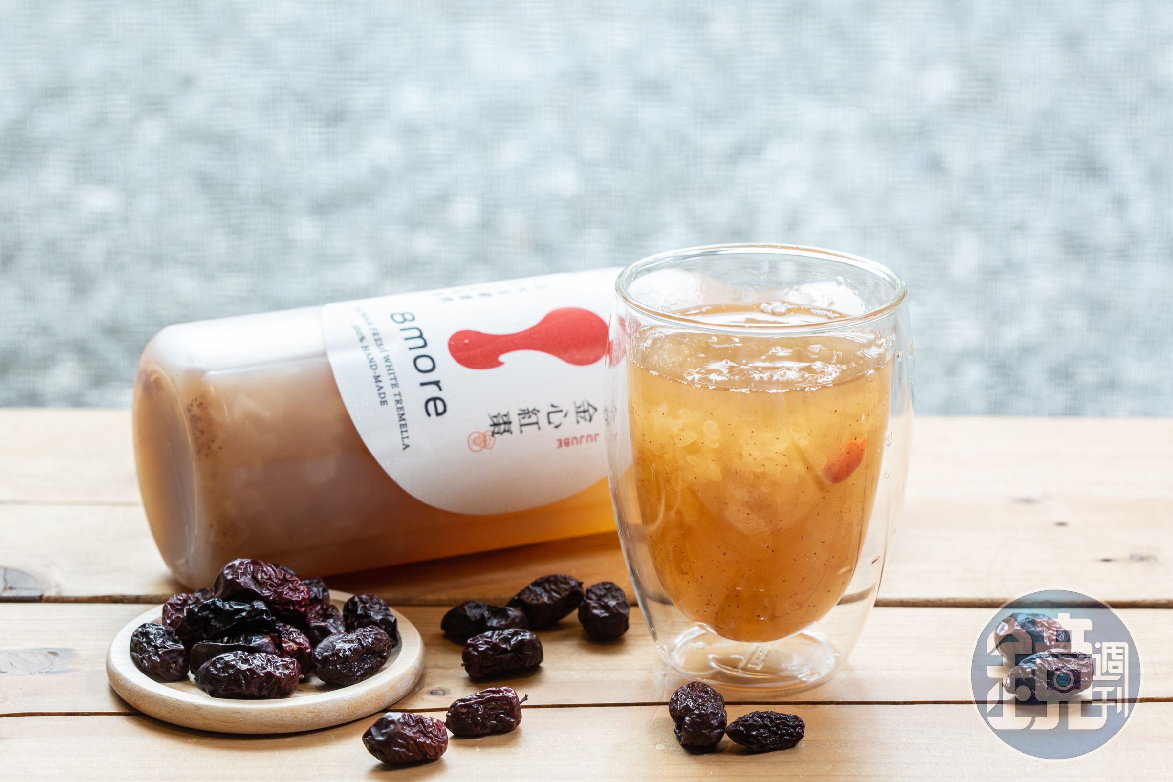 金心紅棗白木耳飲是8more經典款產品，很受女性消費者歡迎。