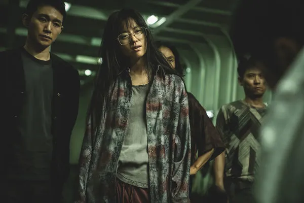 韓孝周不計形象，在《信徒2》演出大反派，蔡淑臻坦言也想嘗試這種角色。（Netflix提供）