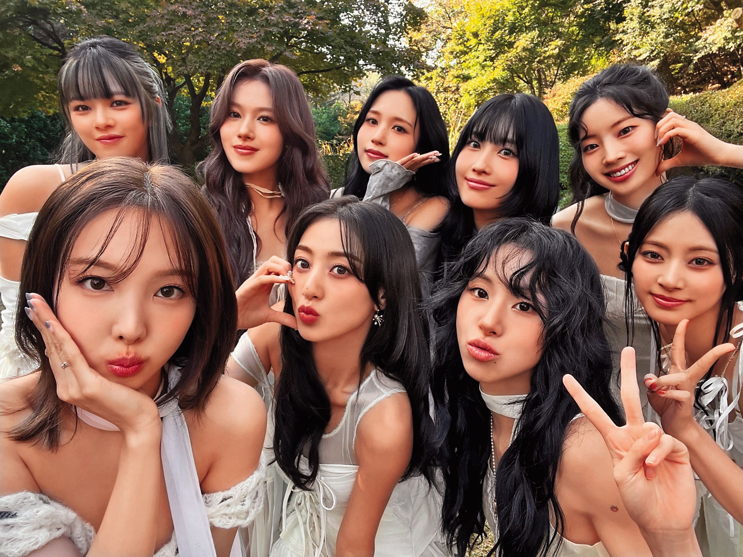 TWICE日前發行全新專輯,目前正忙於世界巡迴演唱會。(翻攝自TWICE官方臉書)
