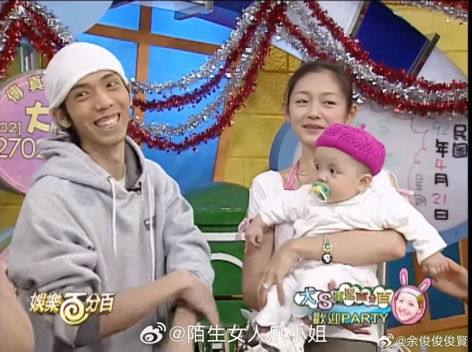 小炳在微博分享與大S的故事。（翻攝自微博）