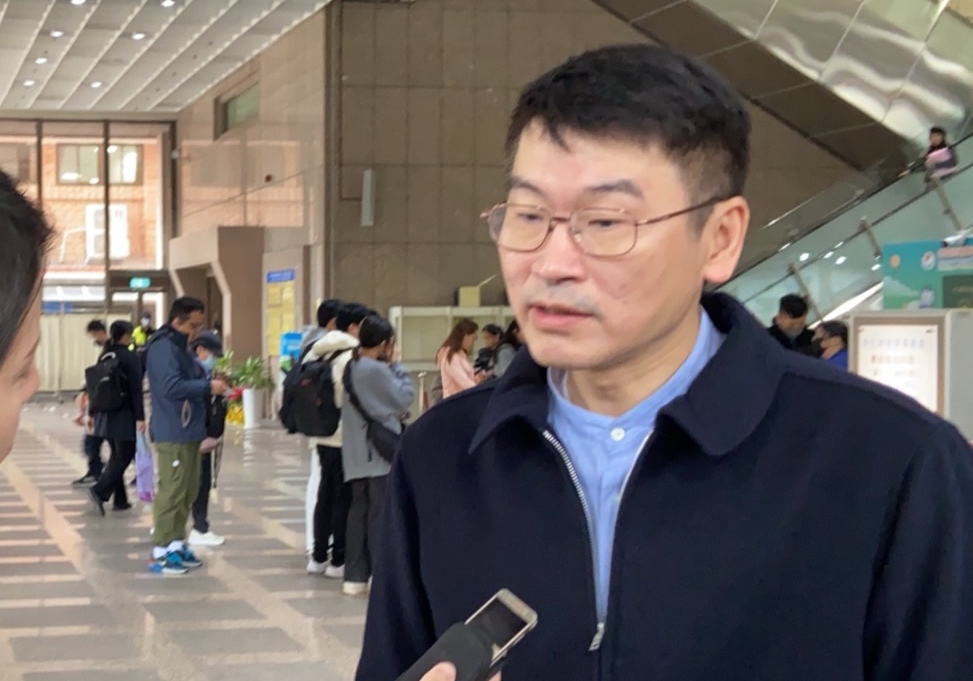 梁文傑答覆有關上海台辦主任申請來台未獲准一事。