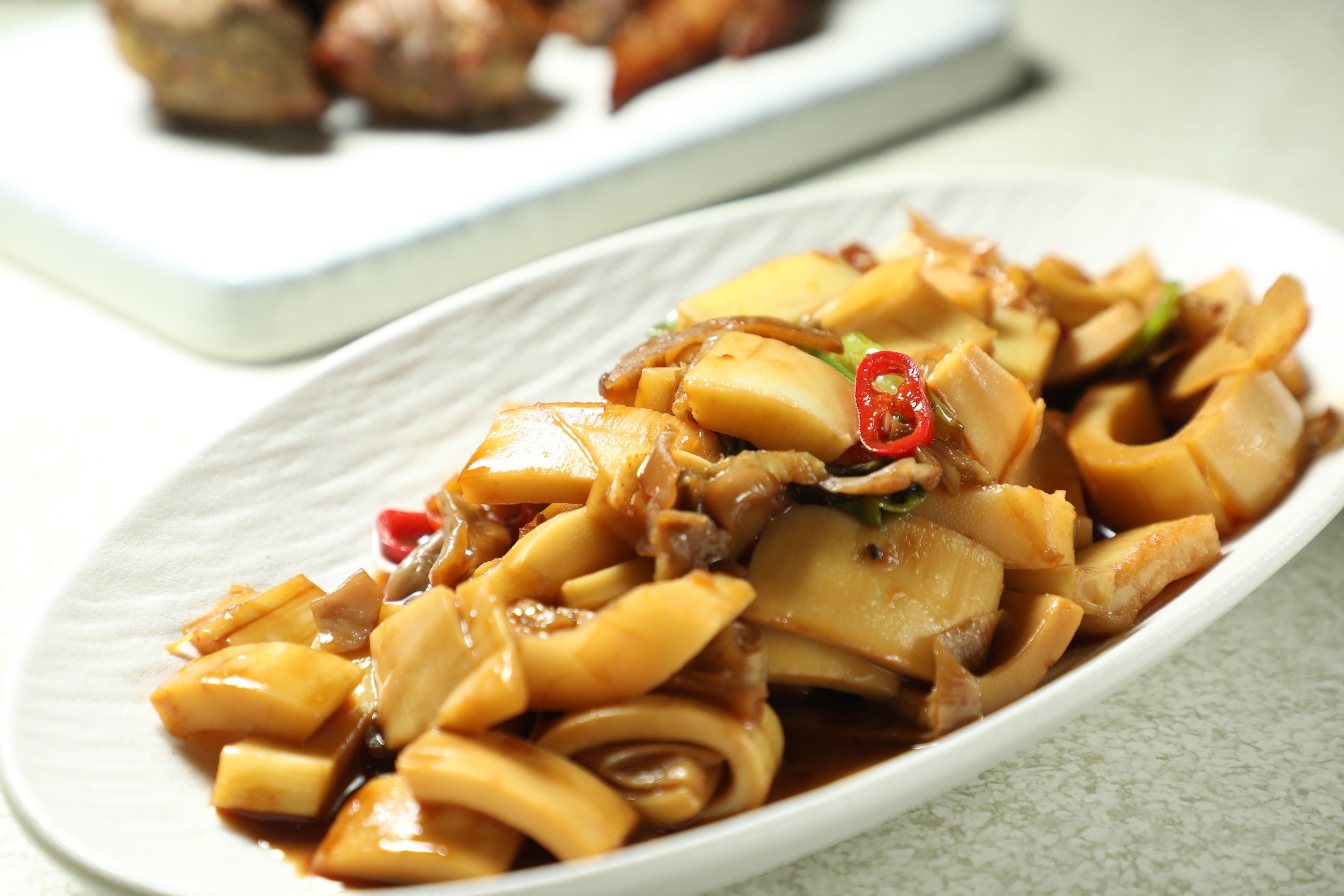 招牌「炒竹筍」吃得到山中食材的鮮甜與爽脆。（250元／份）