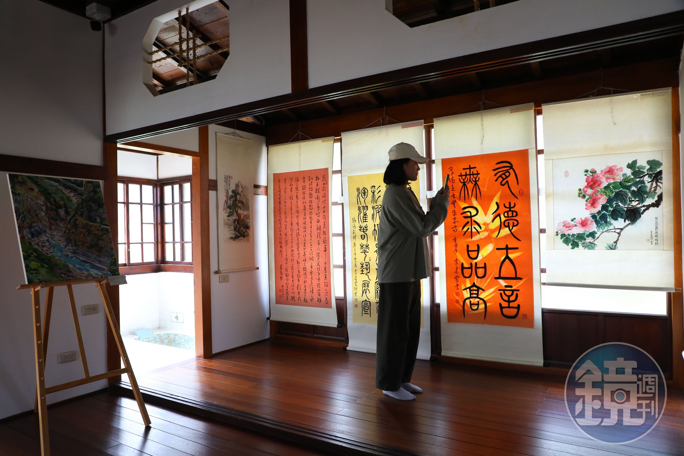 老屋整建完成後，將室內空間規劃成小型藝廊，不定期舉辦各類展覽。