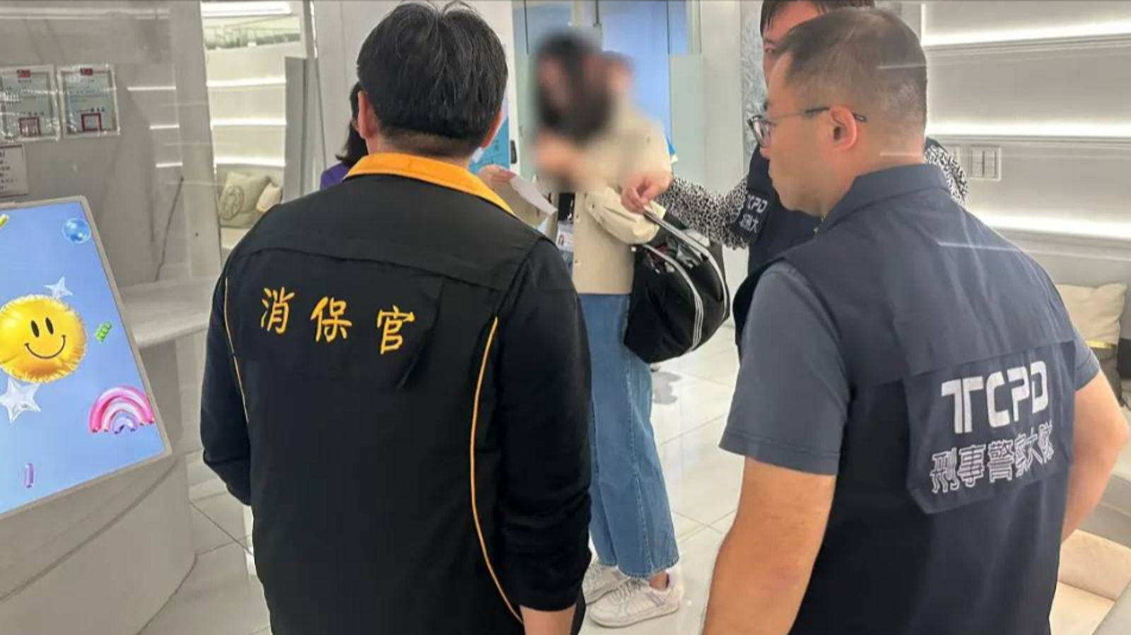 北市針孔偷拍連環爆 蔣萬安提「實名制」林亮君批:問A答B