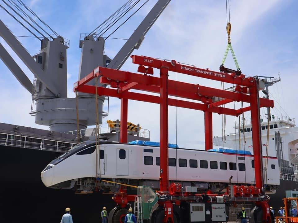 台鐵2021年向日本購買EMU3000型列車。（台鐵局提供）