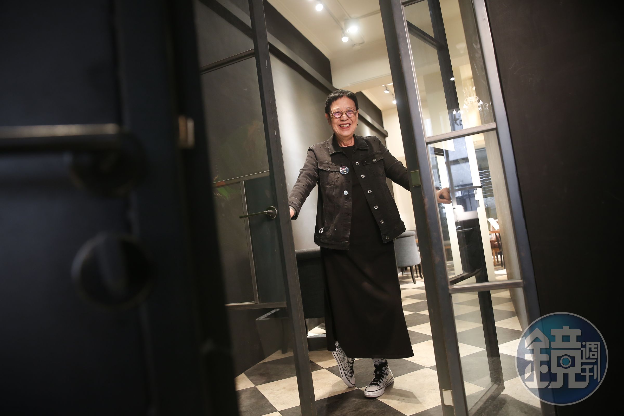 時隔20多年，導演許鞍華再度推出紀錄片《詩》。