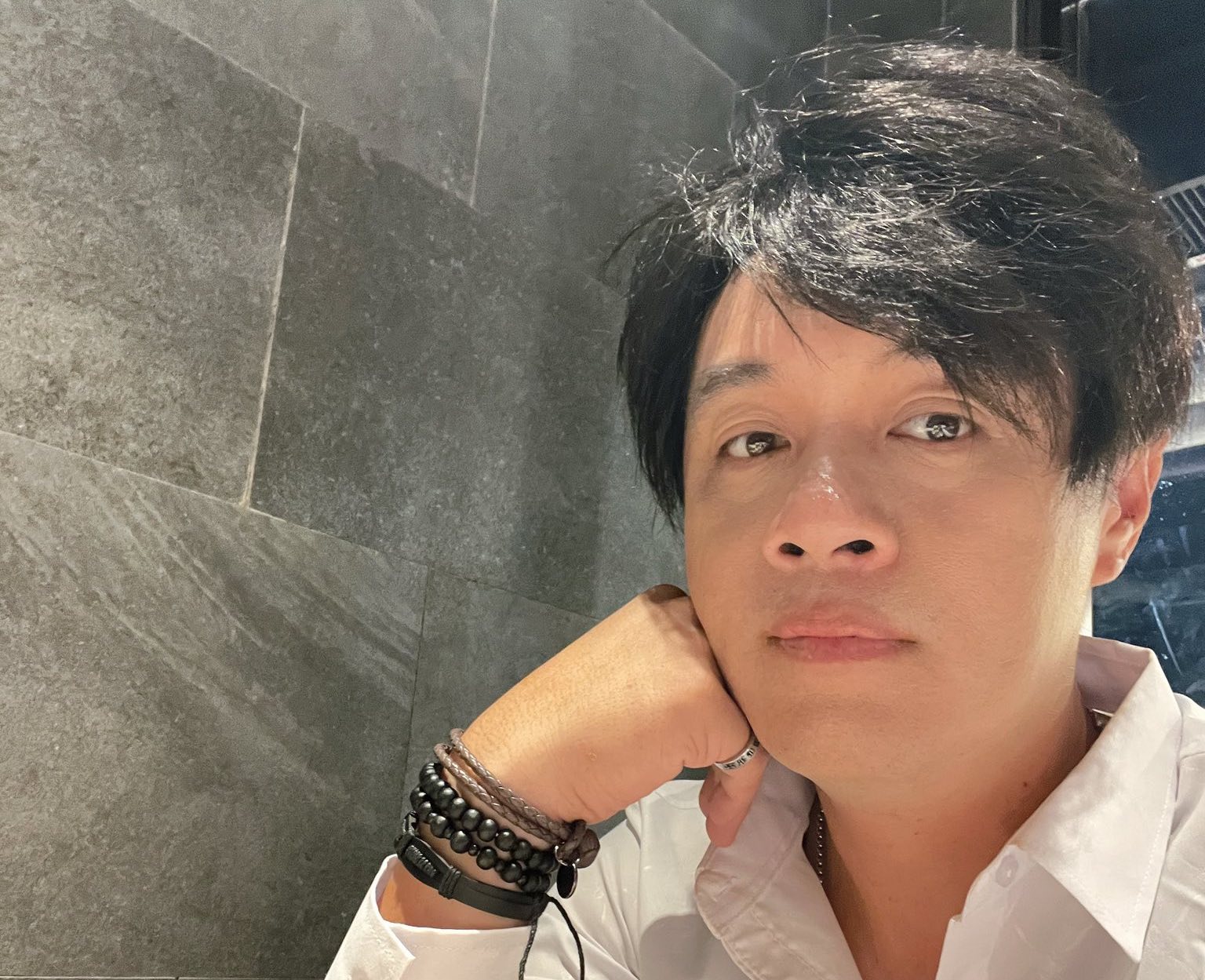 前職棒球員郭岱琦遭爆劈腿、欠債不還，甚至棄養么兒、盜領補助款。（翻攝郭岱琦臉書）