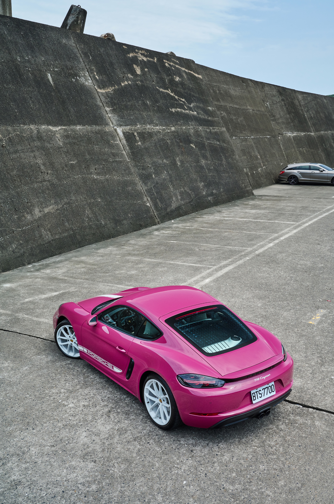 鍾情於德裔內燃機動力MR跑車，並視引擎聲浪為天籟的你，PORSCHE 718 Cayman Style Edition或許是最後的機會。